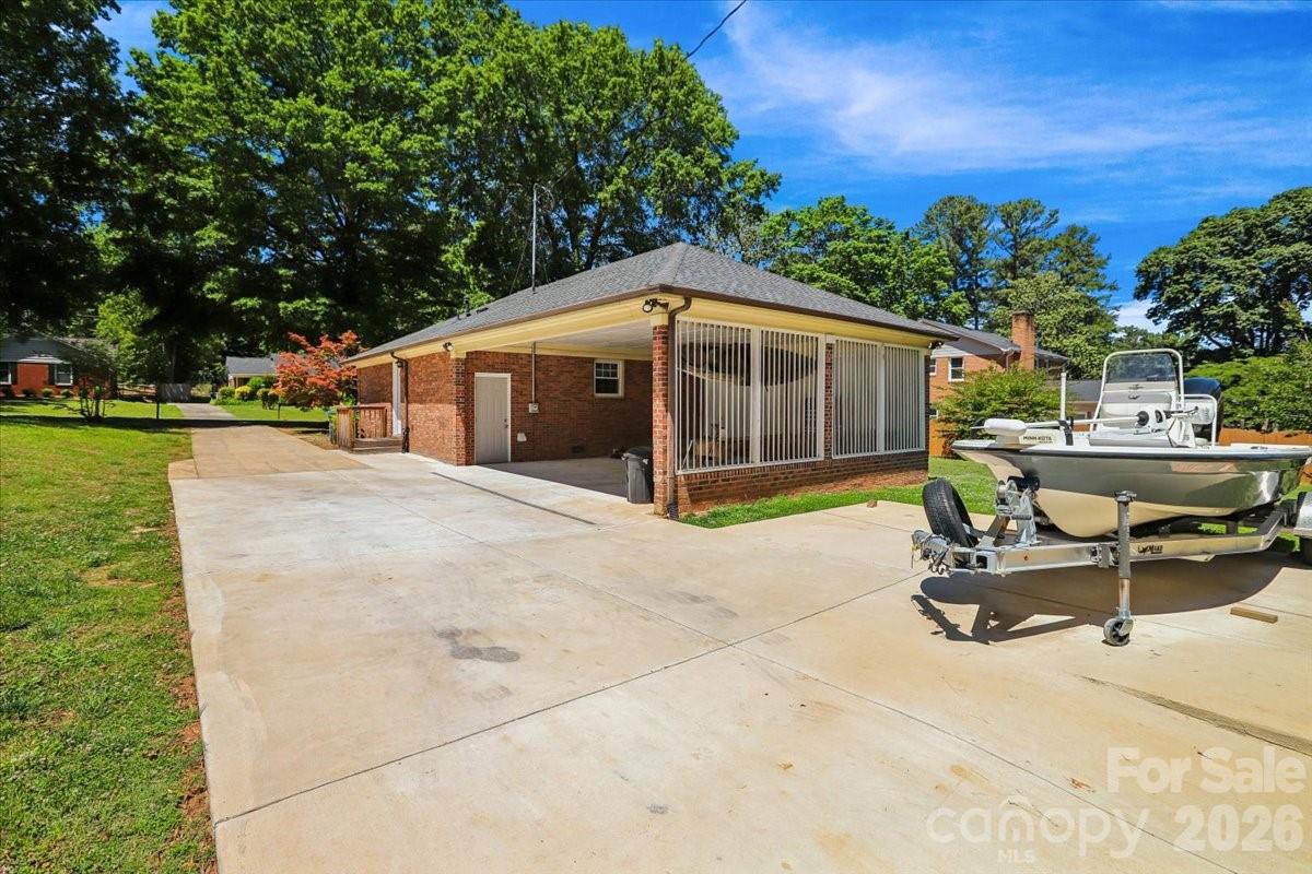 13507 Four Oaks Lane Property Photo 35