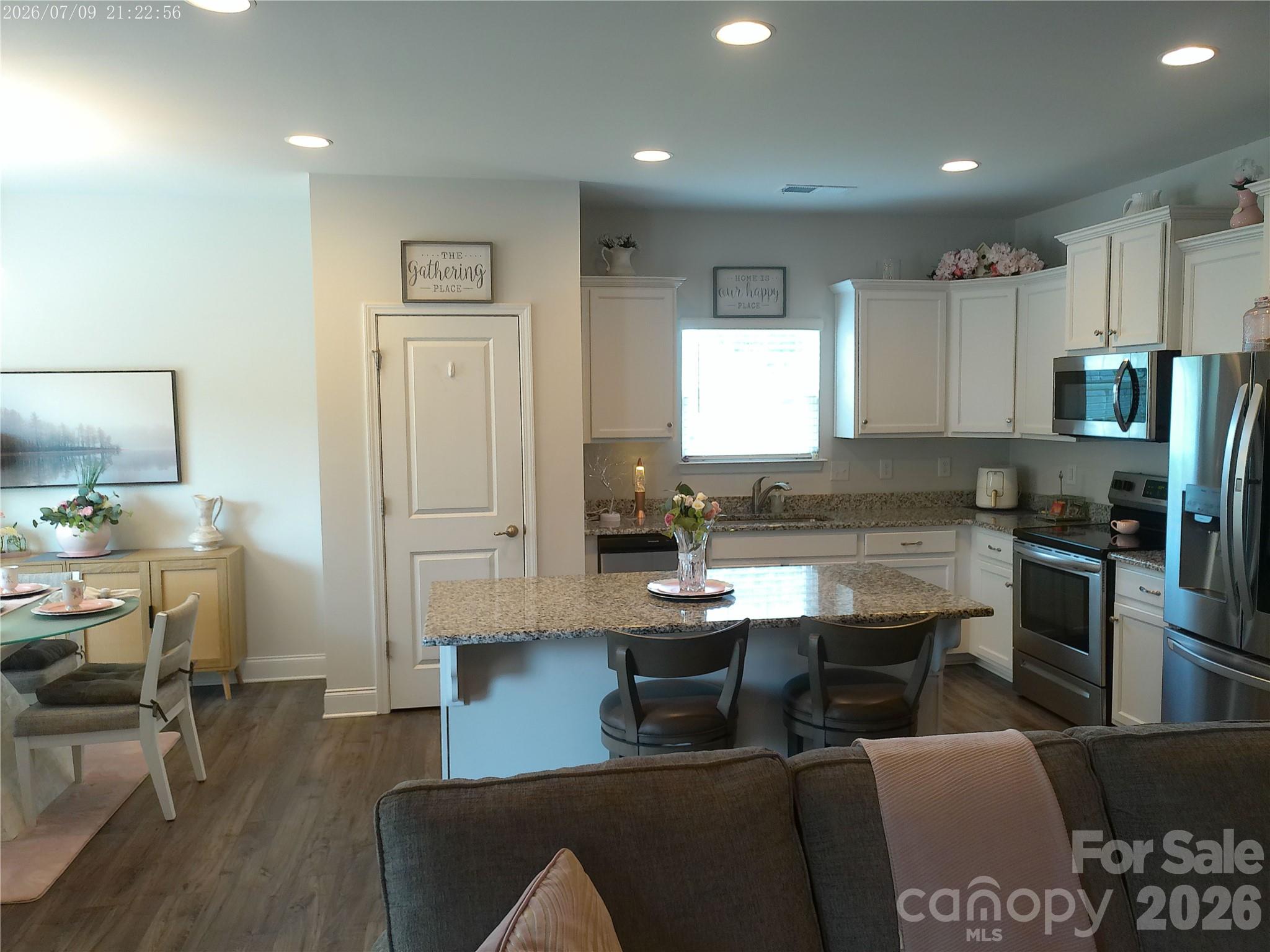 230 Macon Drive Property Photo 10