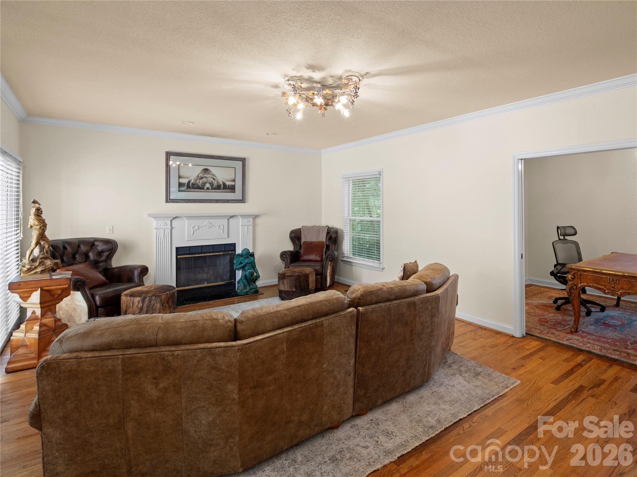 105 Braeside Circle Property Photo 13