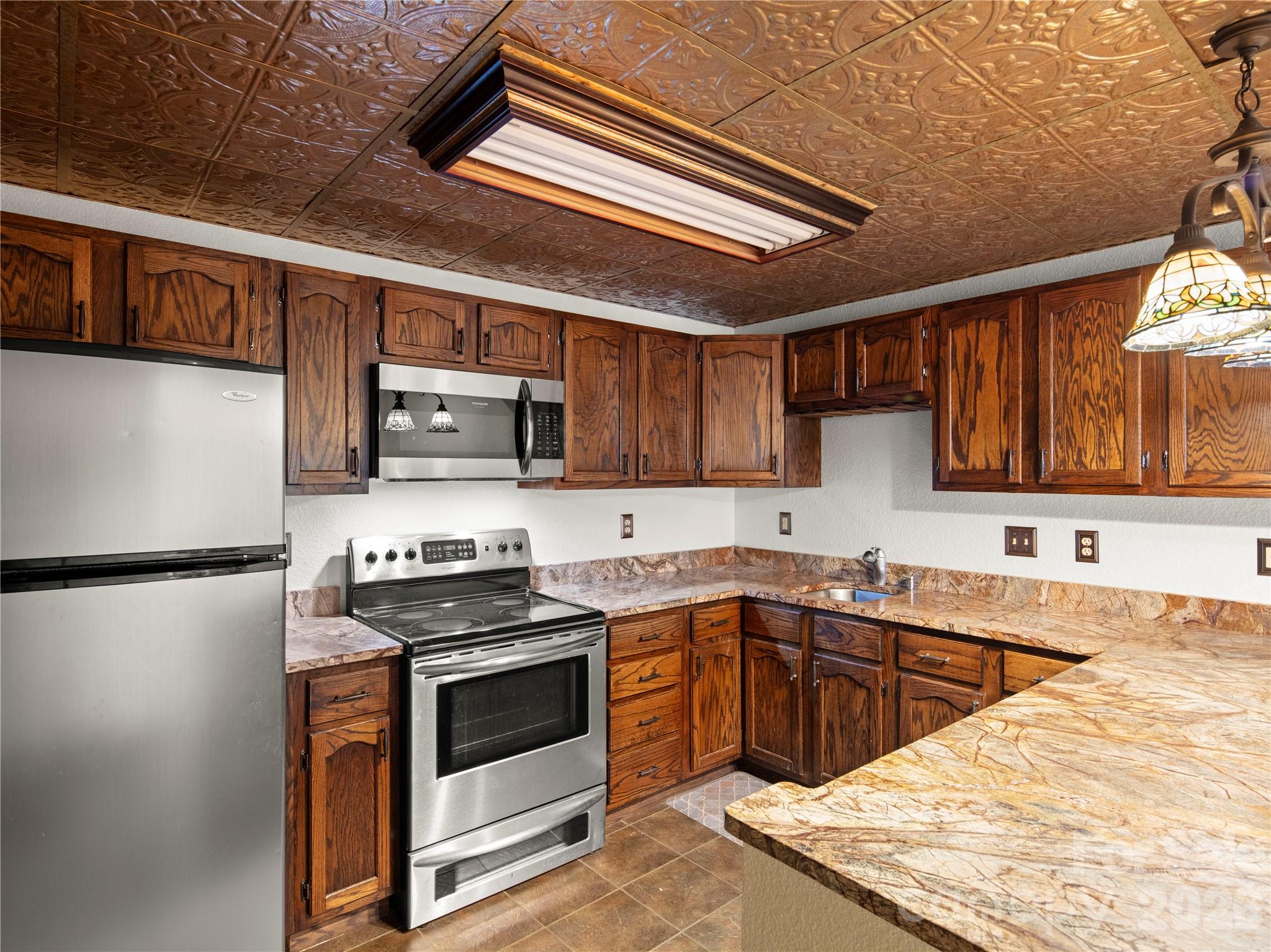 105 Braeside Circle Property Photo 33
