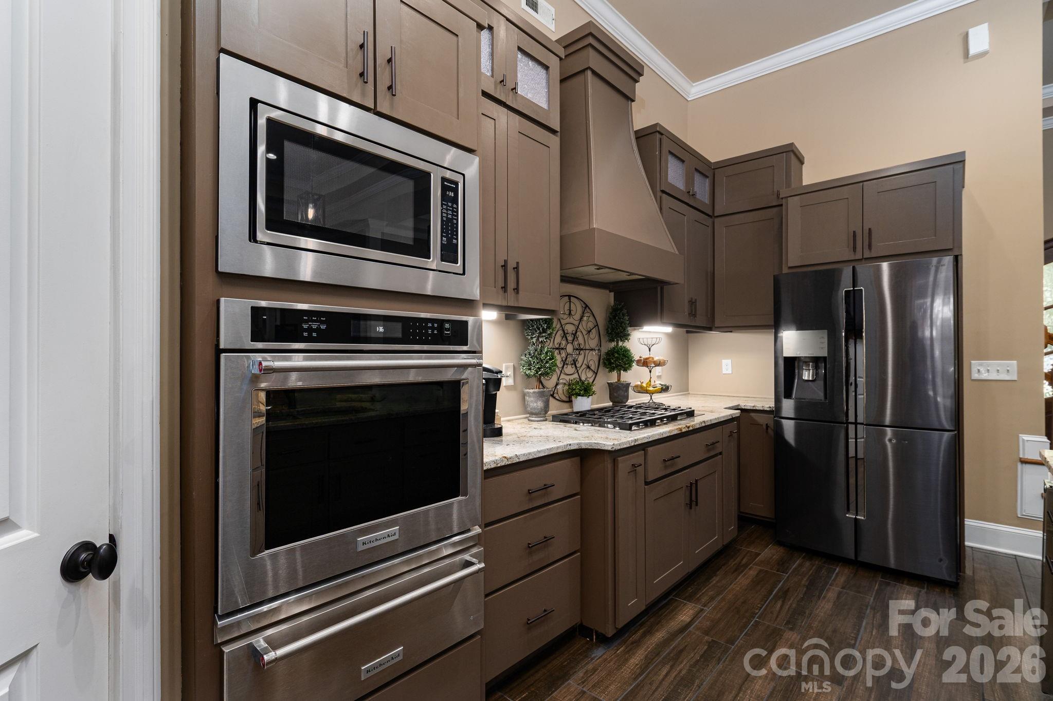 489 Evergreen Road Property Photo 13
