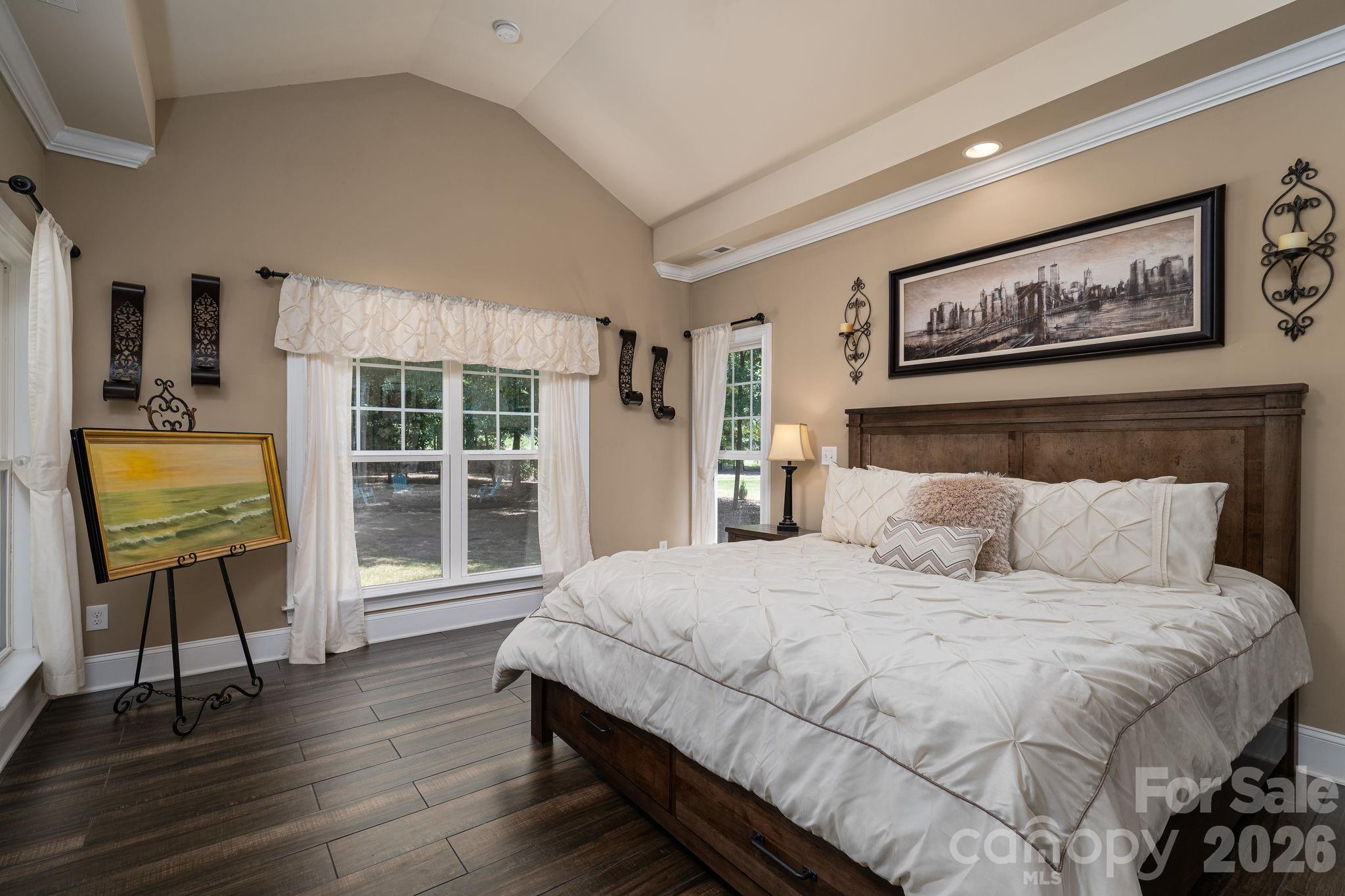 489 Evergreen Road Property Photo 17
