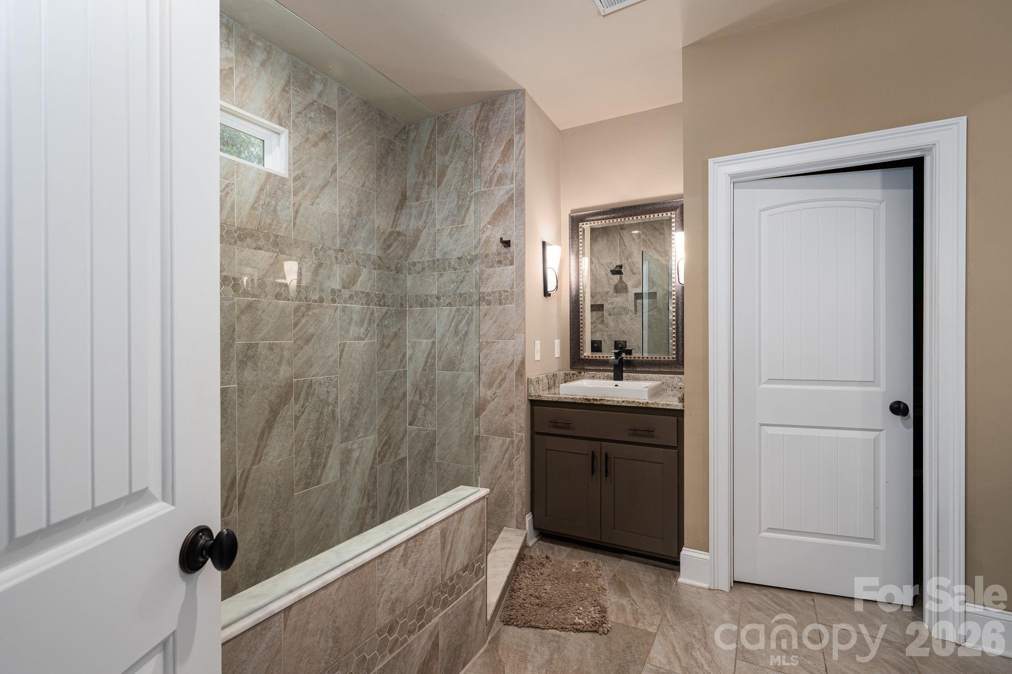 489 Evergreen Road Property Photo 20