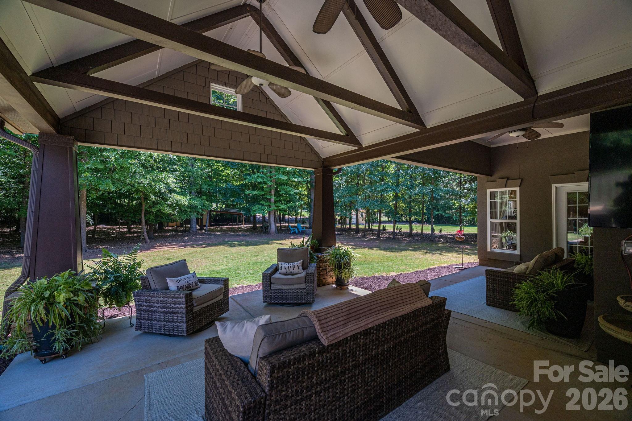 489 Evergreen Road Property Photo 31