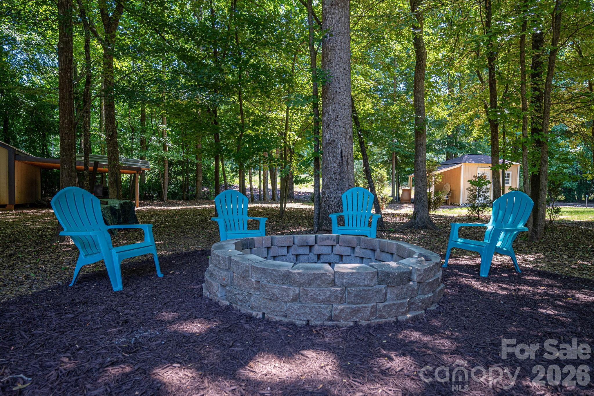 489 Evergreen Road Property Photo 39