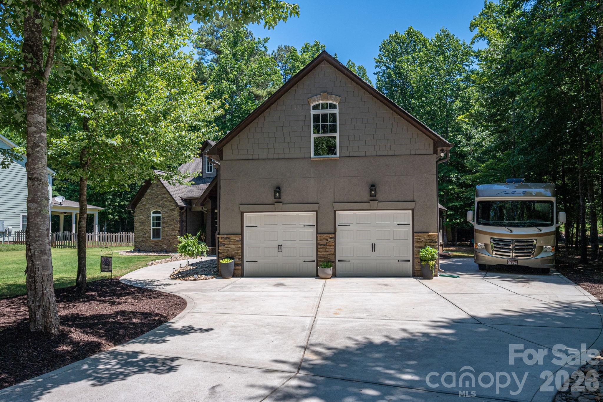 489 Evergreen Road Property Photo 42