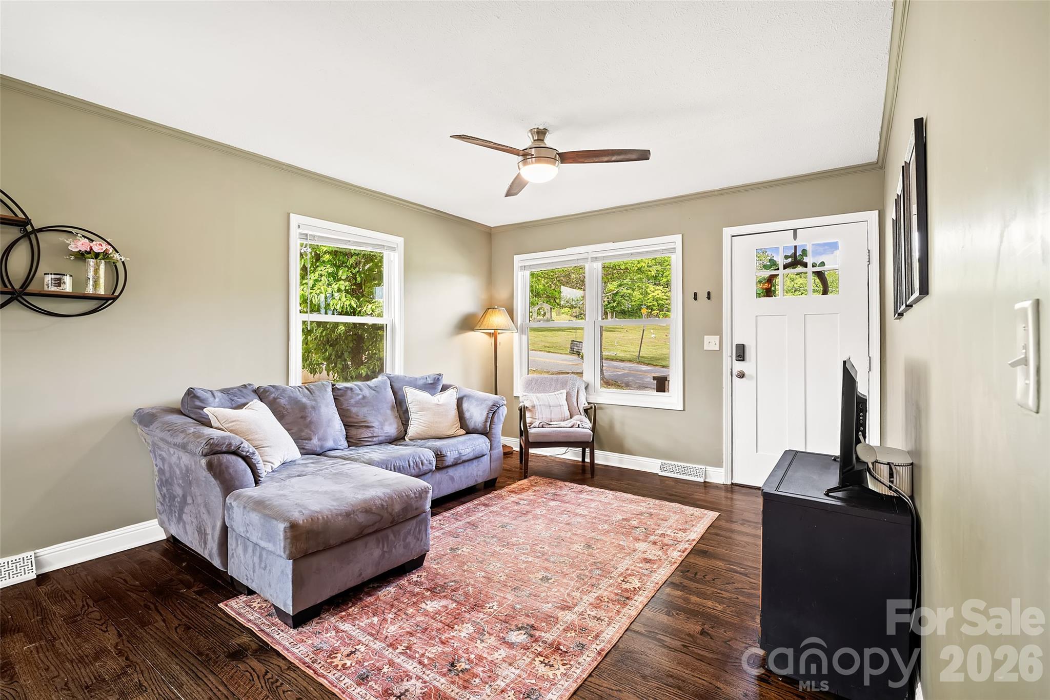708 Prince Drive Property Photo 2