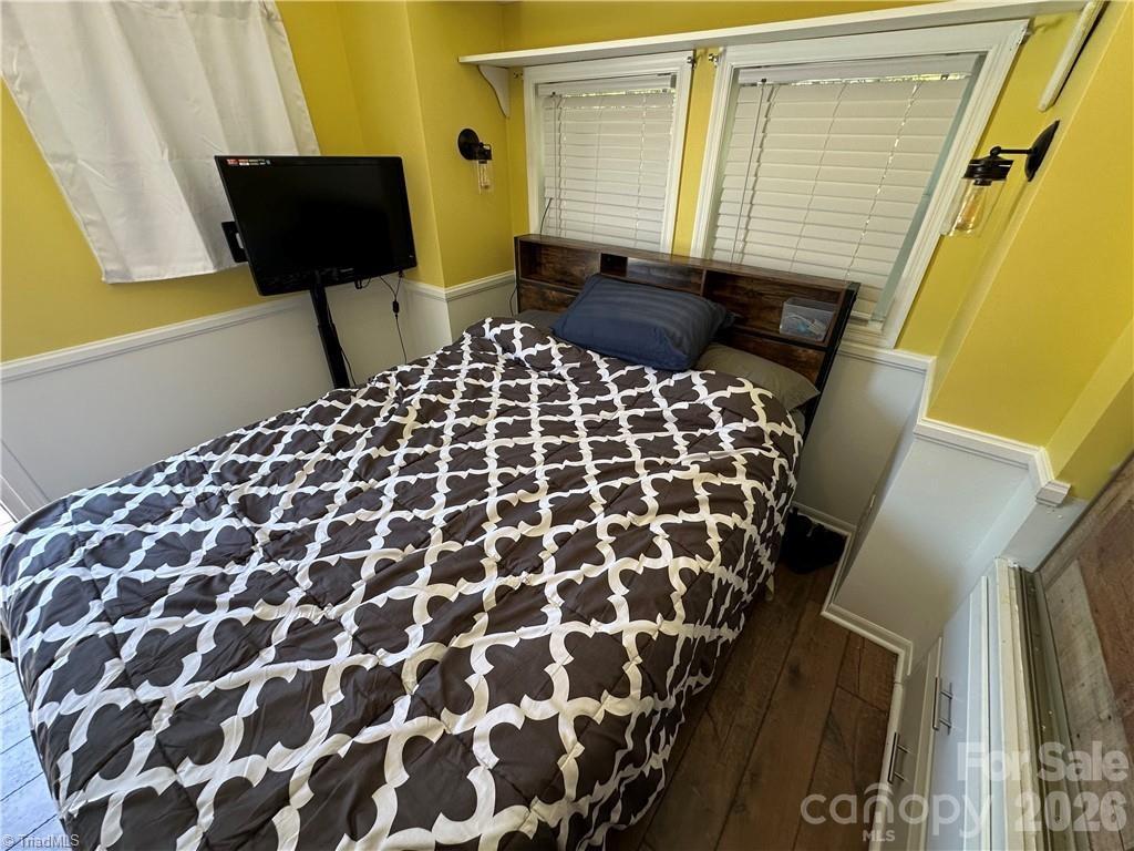 112 N Cardinal Drive Property Photo 15