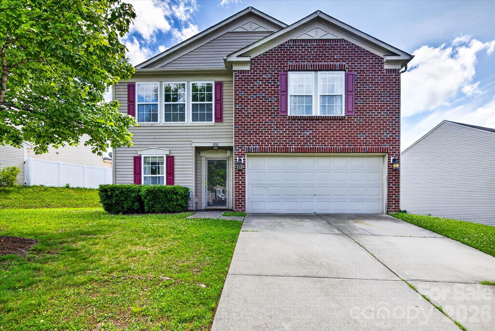 1533 Bray Drive Property Photo 1