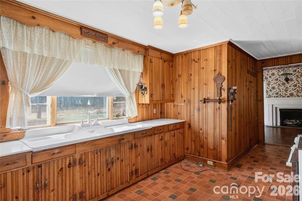 11124 Eastfield Road Property Photo 20