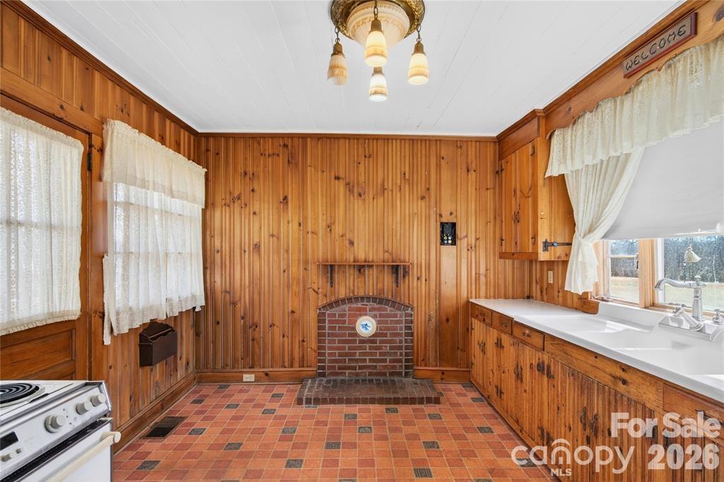 11124 Eastfield Road Property Photo 21