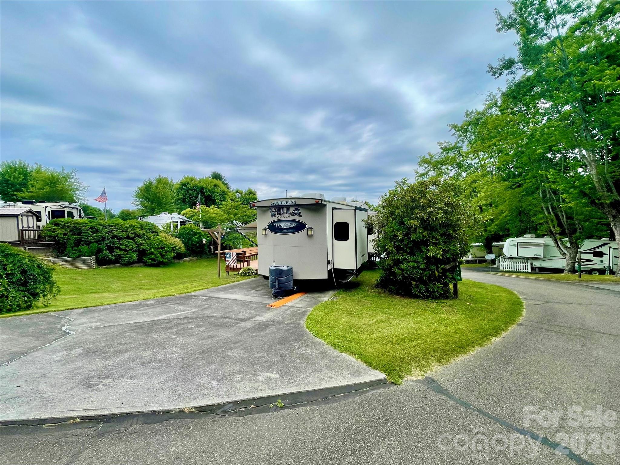 226 Saddle Ridge Drive Property Photo 17