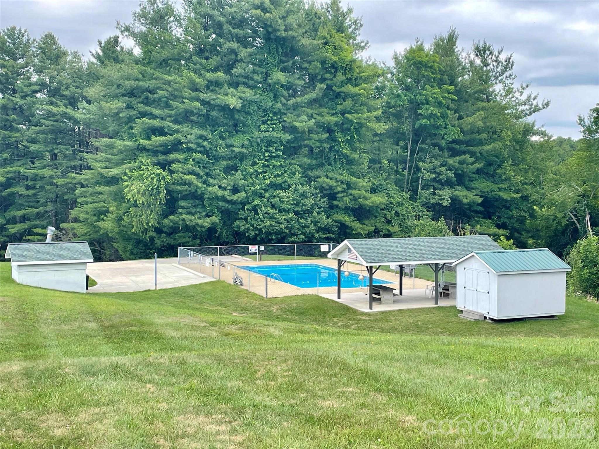 226 Saddle Ridge Drive Property Photo 23