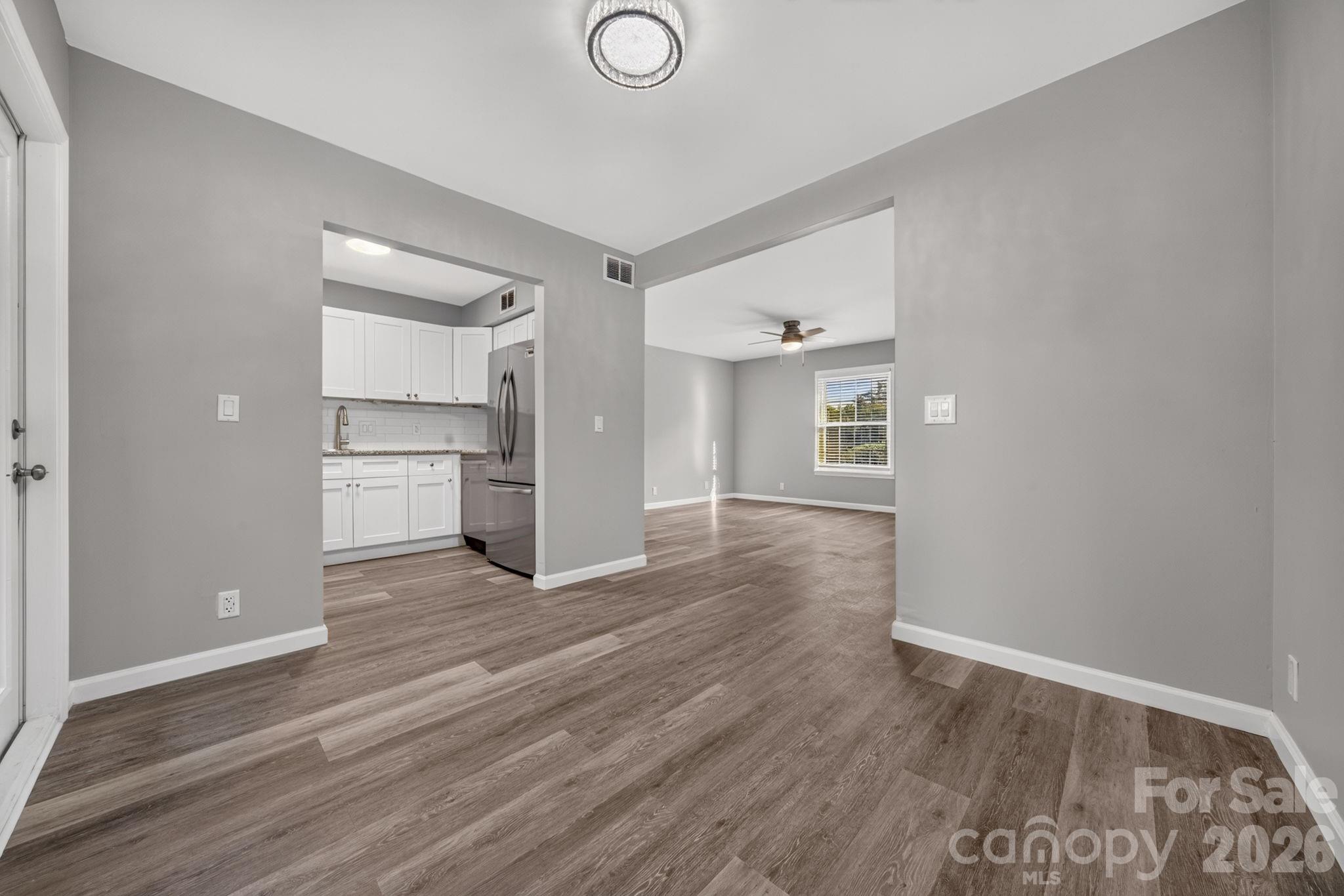 2610 Park Road E Property Photo 8