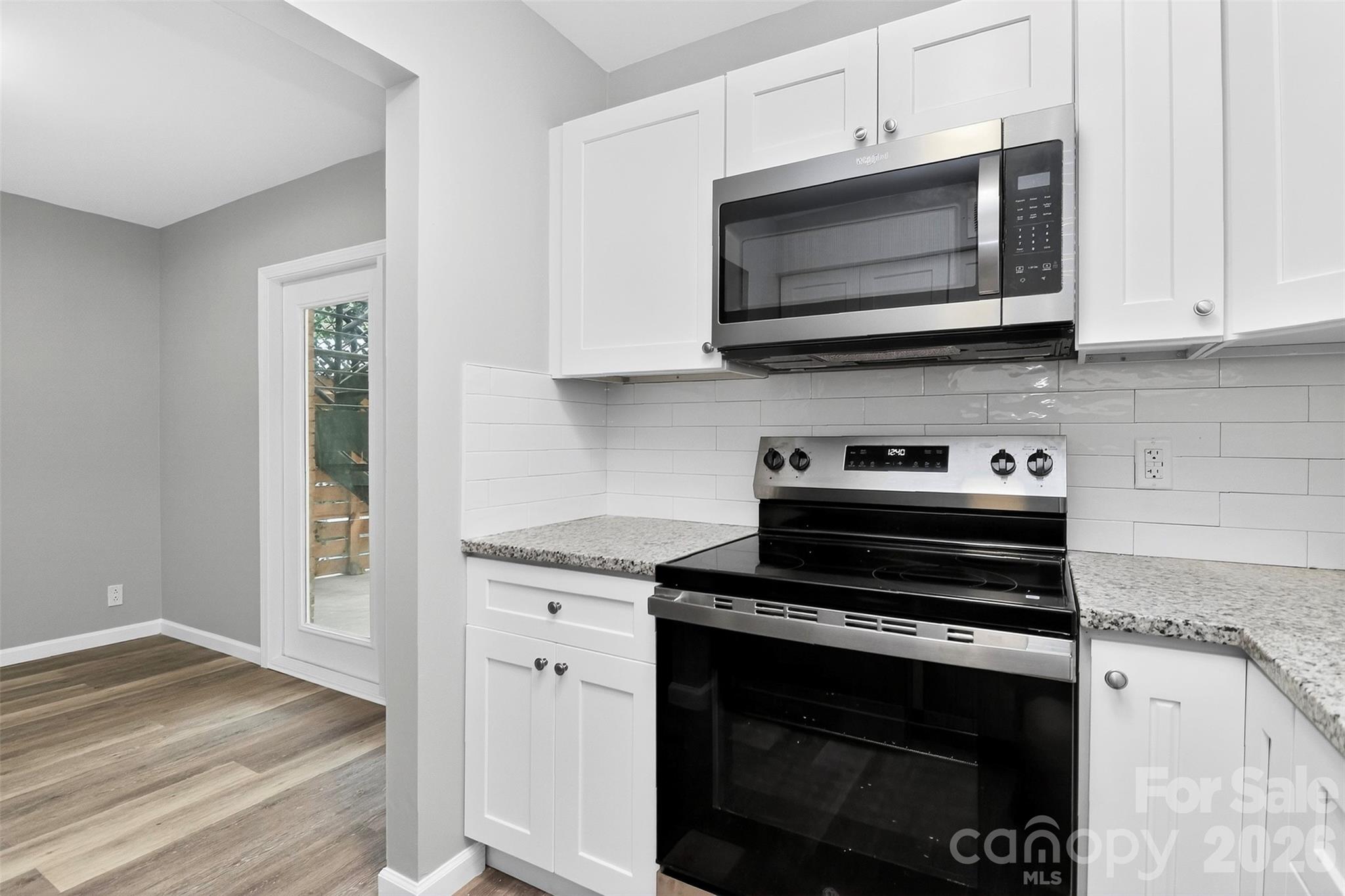 2610 Park Road E Property Photo 12