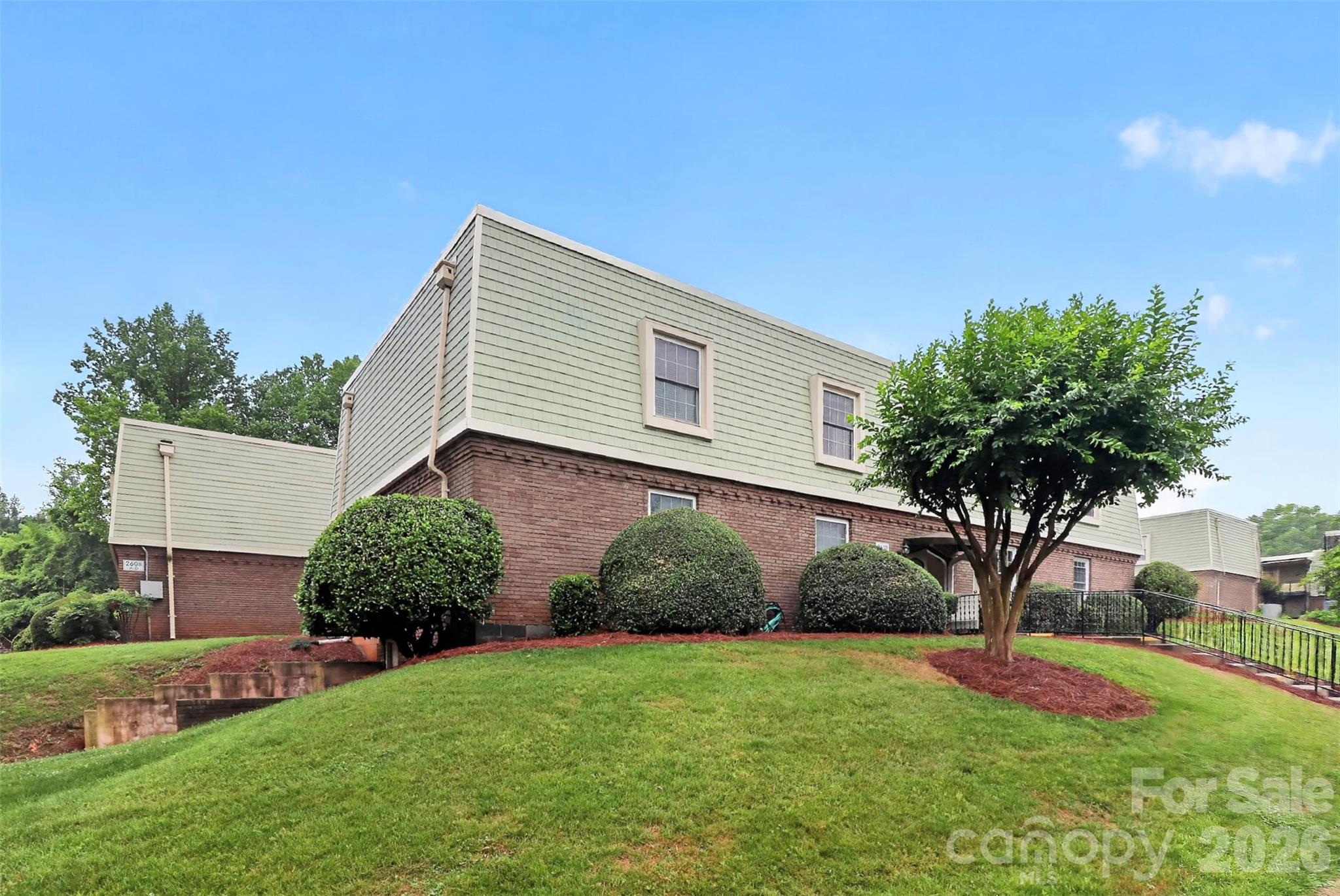 2610 Park Road E Property Photo 23