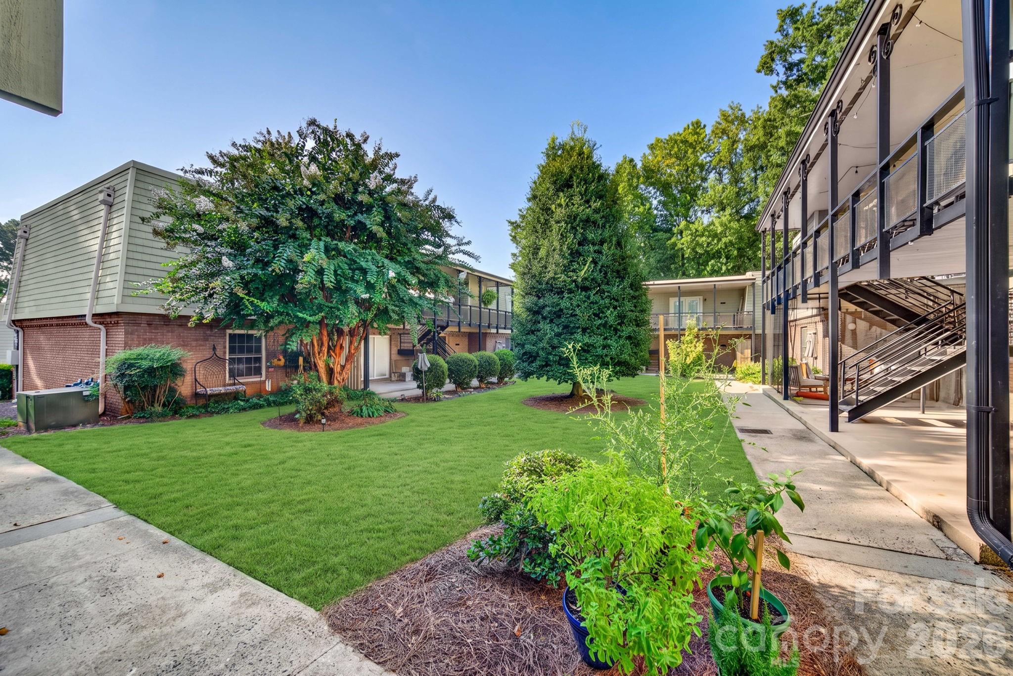 2610 Park Road E Property Photo 26