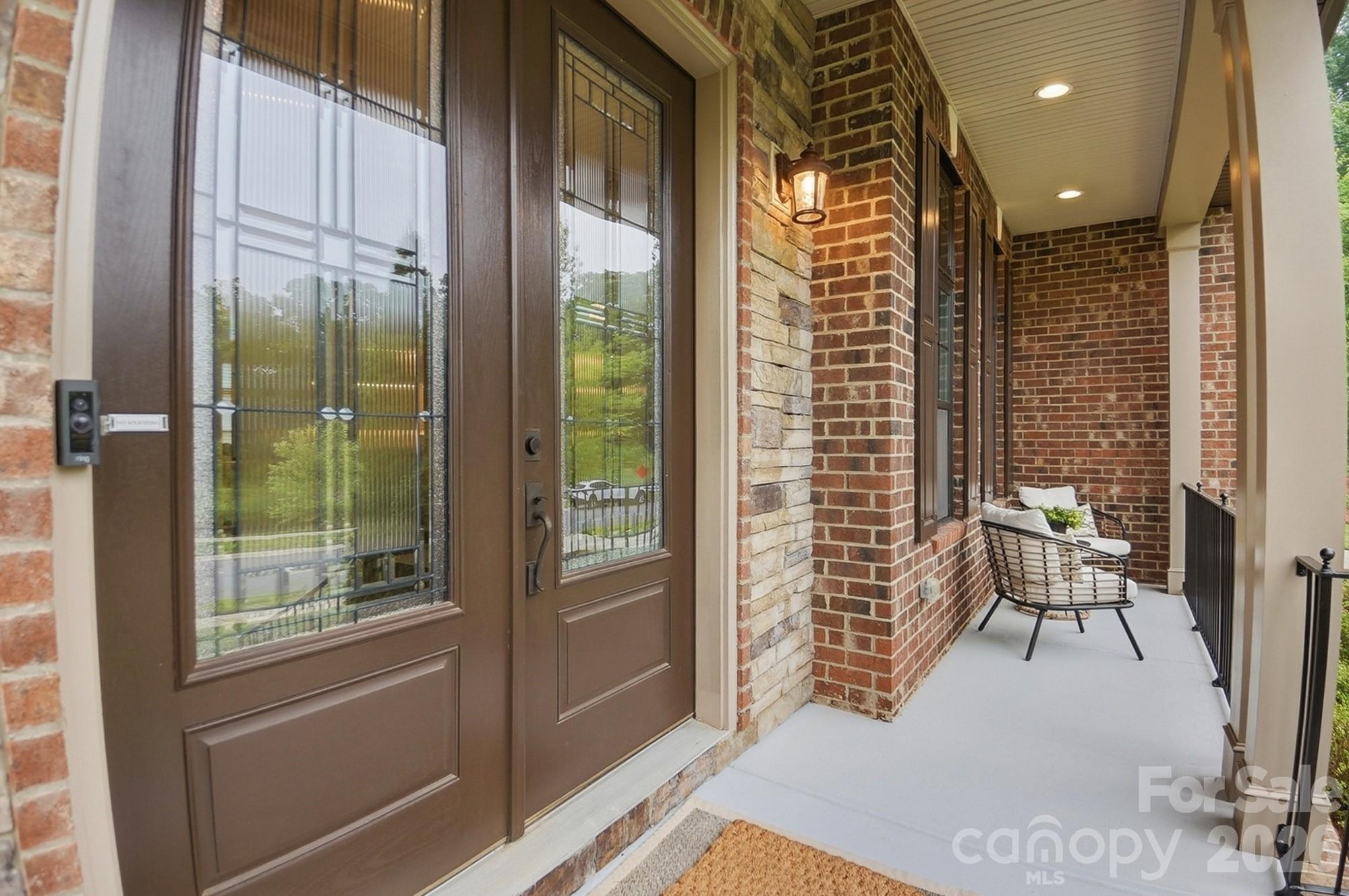 7626 Deerfield Manor Drive Property Photo 2
