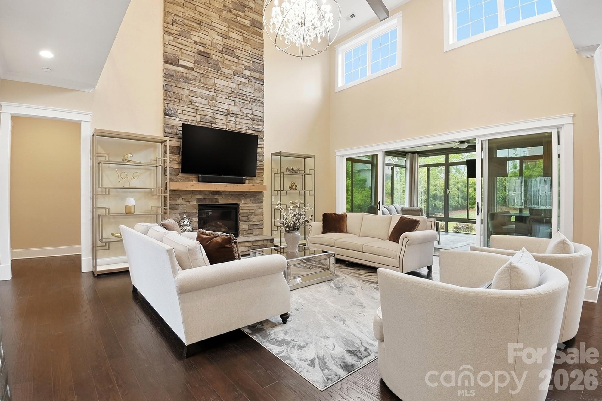 7626 Deerfield Manor Drive Property Photo 5