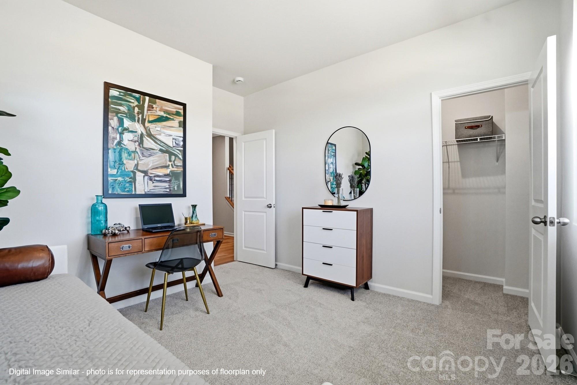 2574 Selbourne Drive Property Photo 10