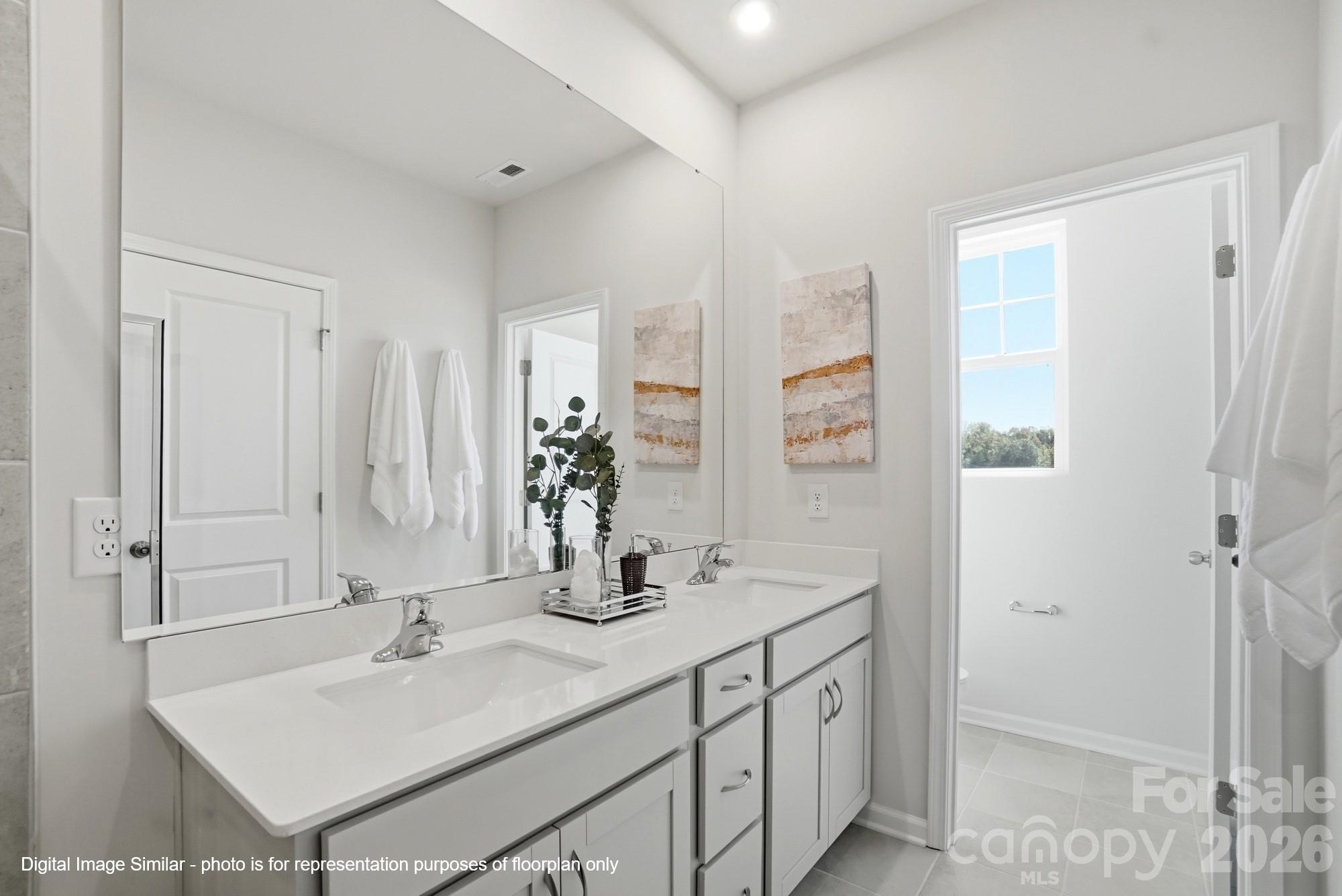 2574 Selbourne Drive Property Photo 30