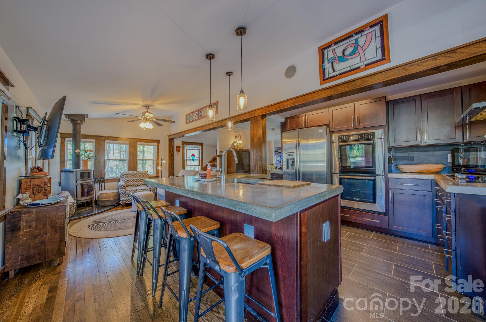 597 Tomahawk Avenue Property Photo 11