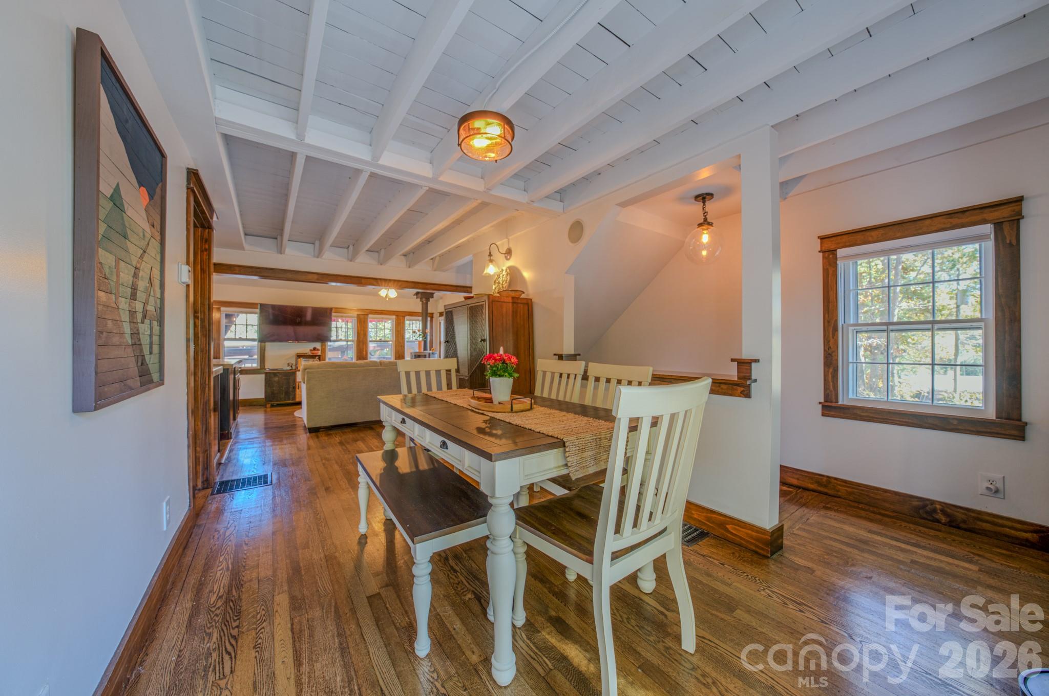 597 Tomahawk Avenue Property Photo 18