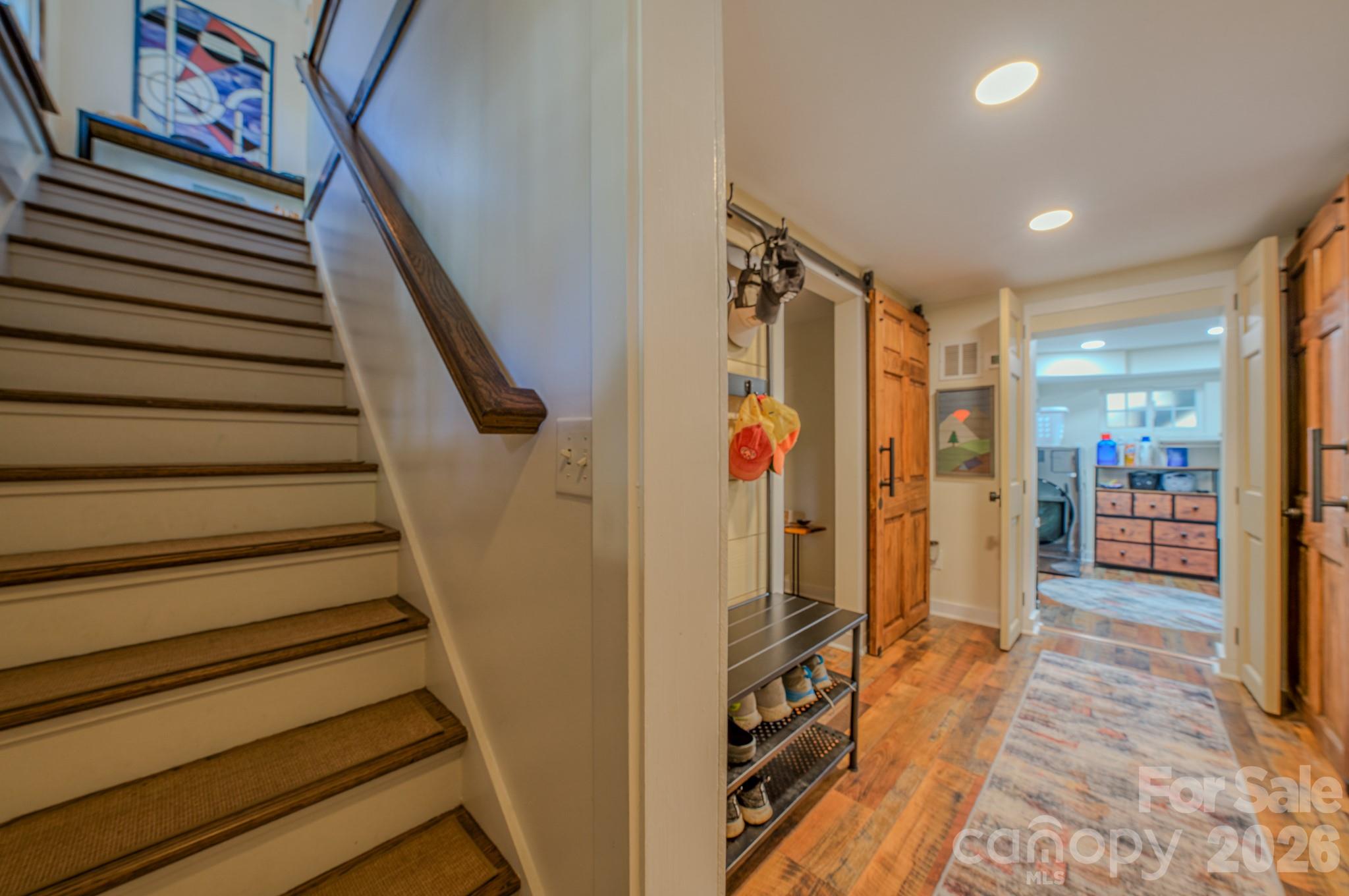 597 Tomahawk Avenue Property Photo 22