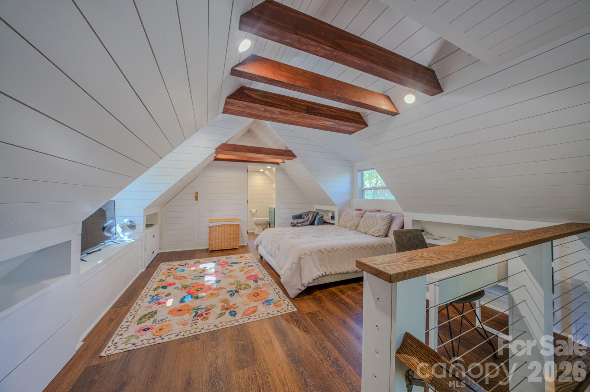 597 Tomahawk Avenue Property Photo 29