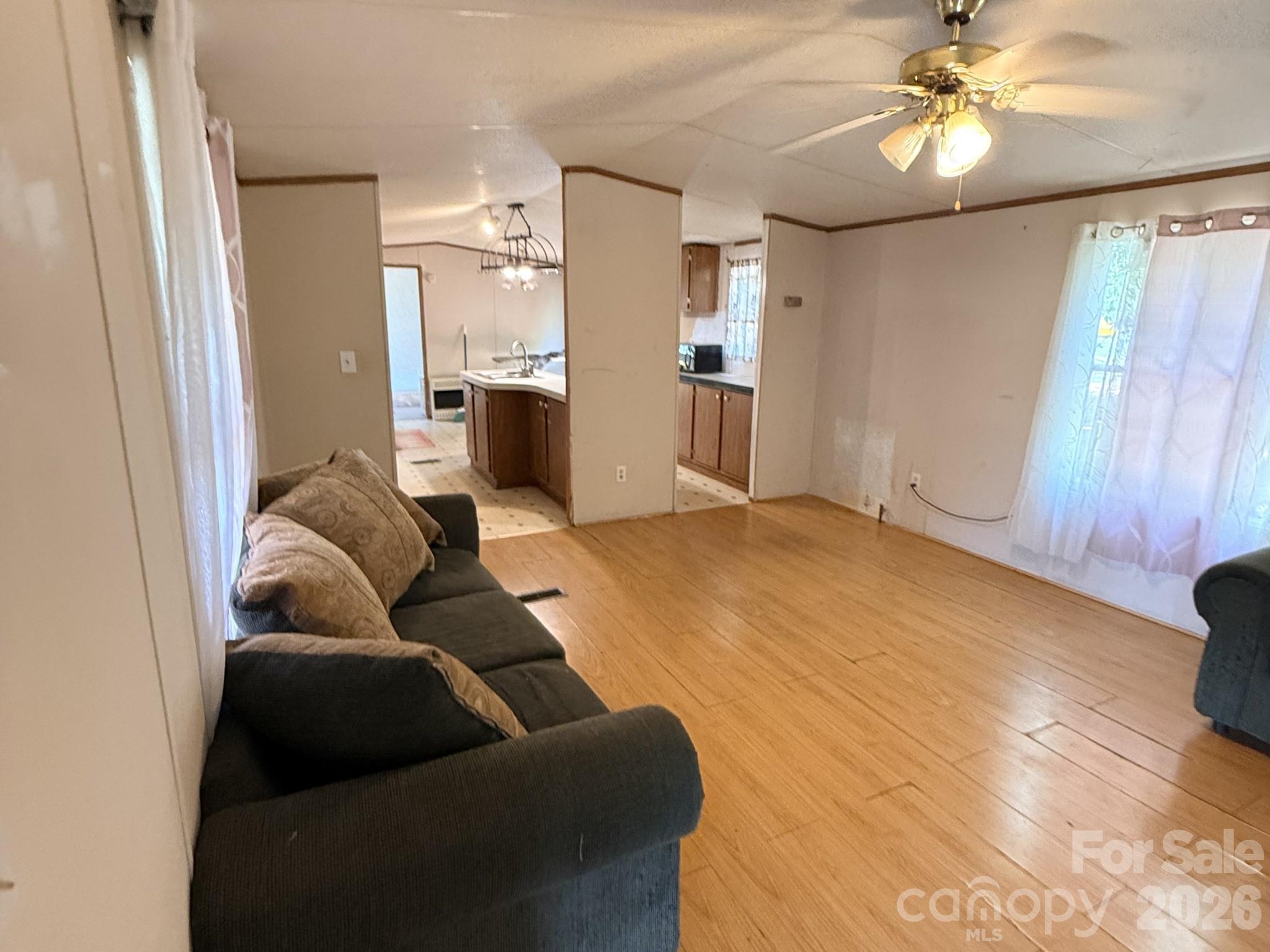 2330 Springdale Drive Property Photo 4