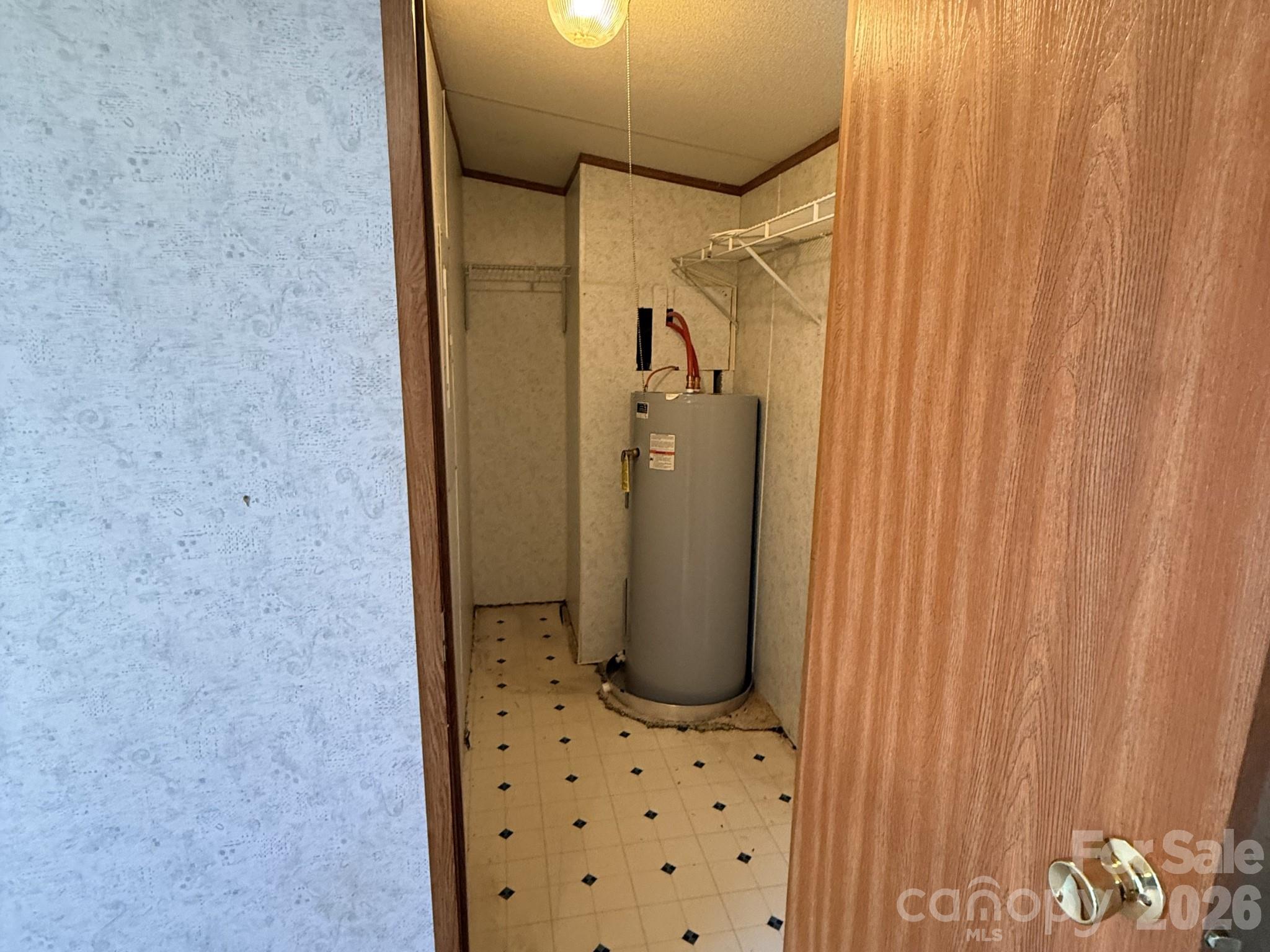 2330 Springdale Drive Property Photo 11