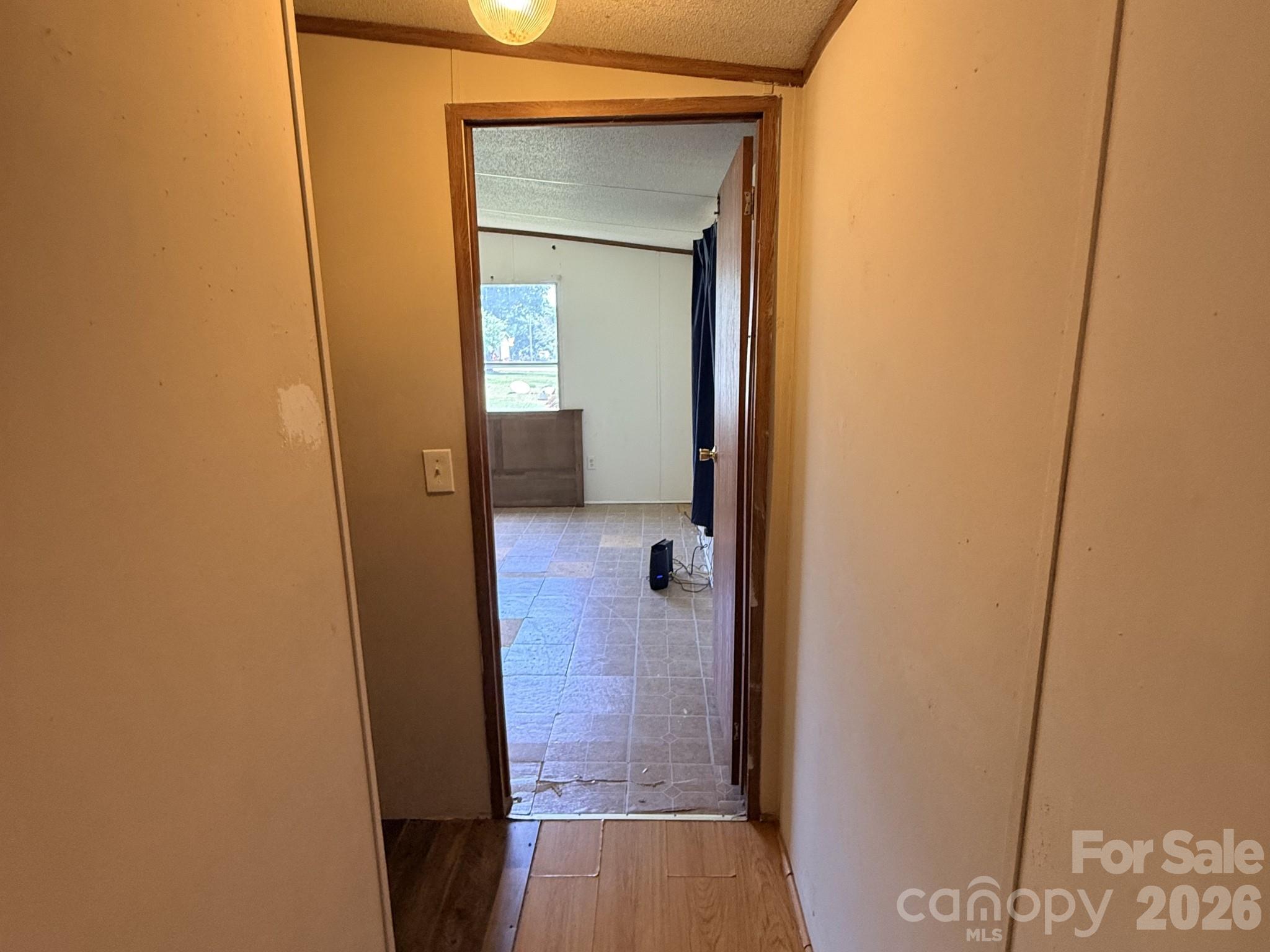 2330 Springdale Drive Property Photo 13