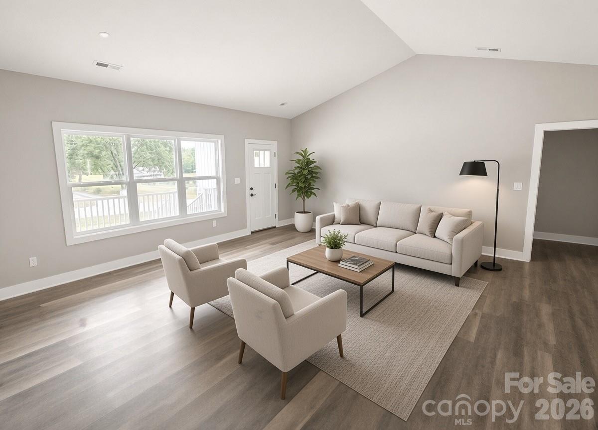 1569 E Ridge Road Property Photo 4