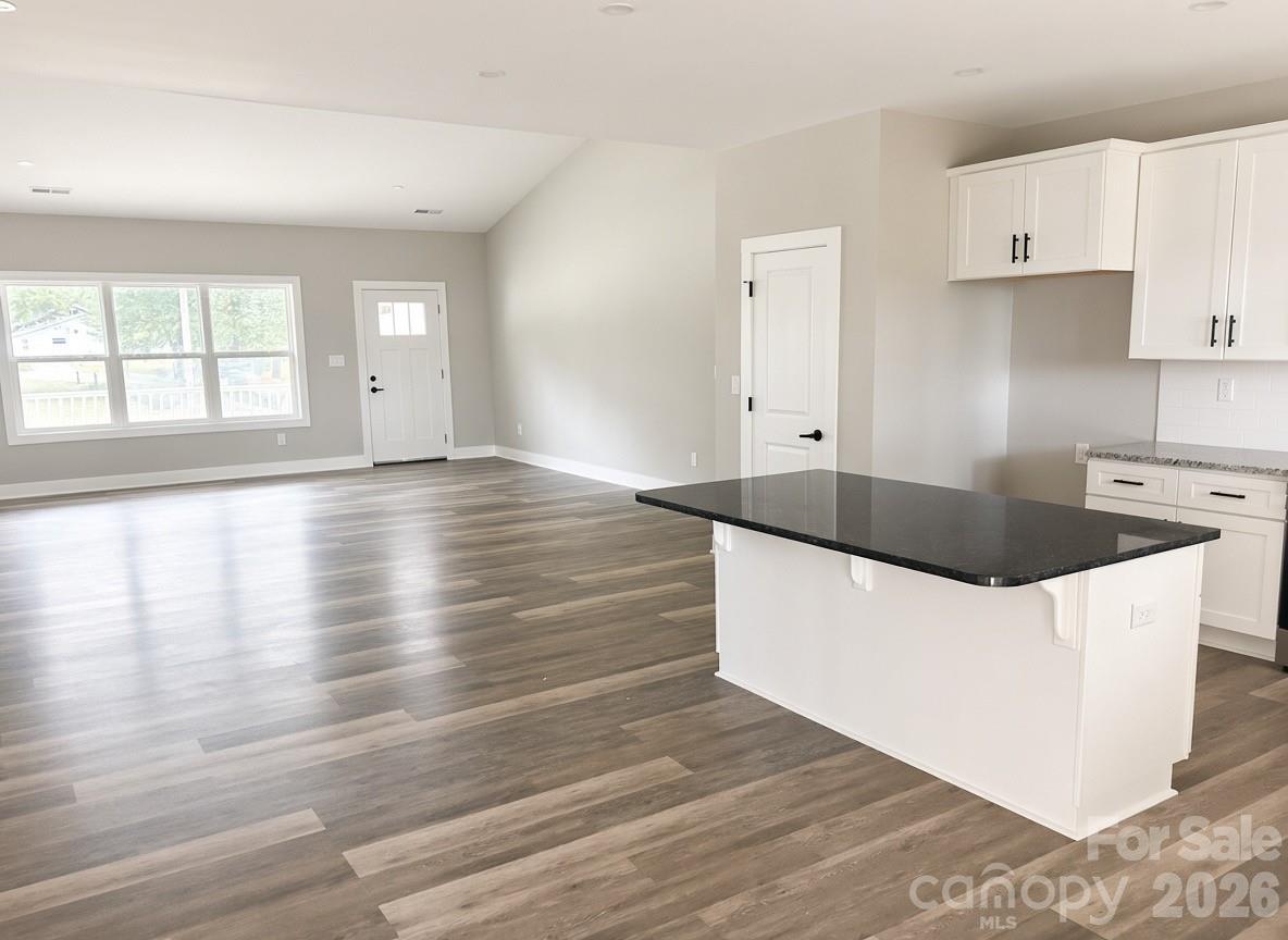 1569 E Ridge Road Property Photo 6