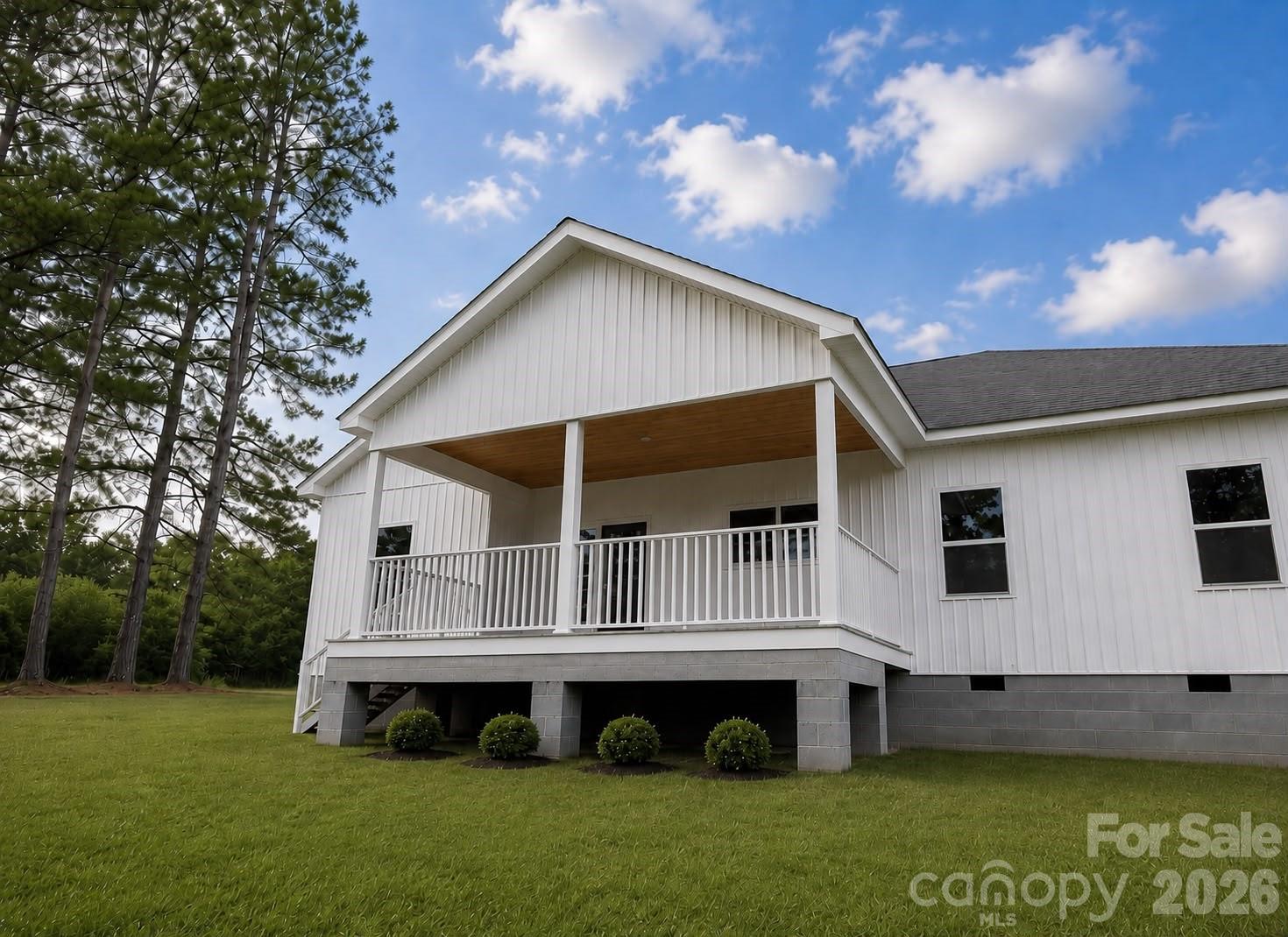 1569 E Ridge Road Property Photo 10