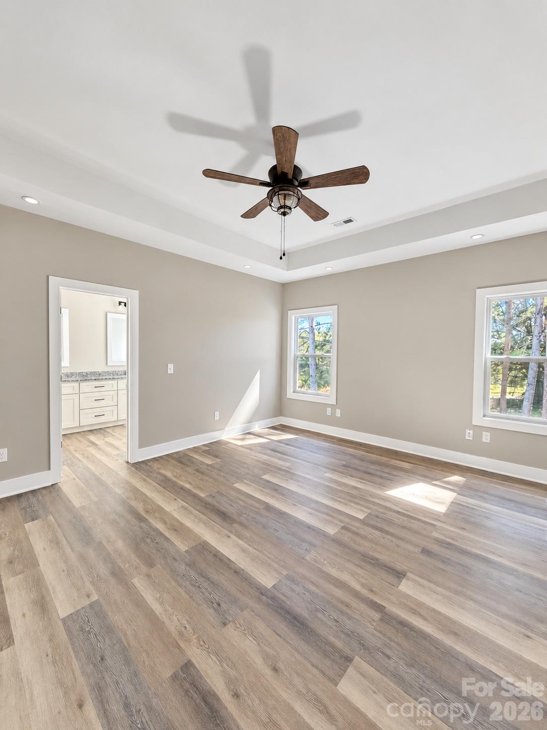 1569 E Ridge Road Property Photo 14