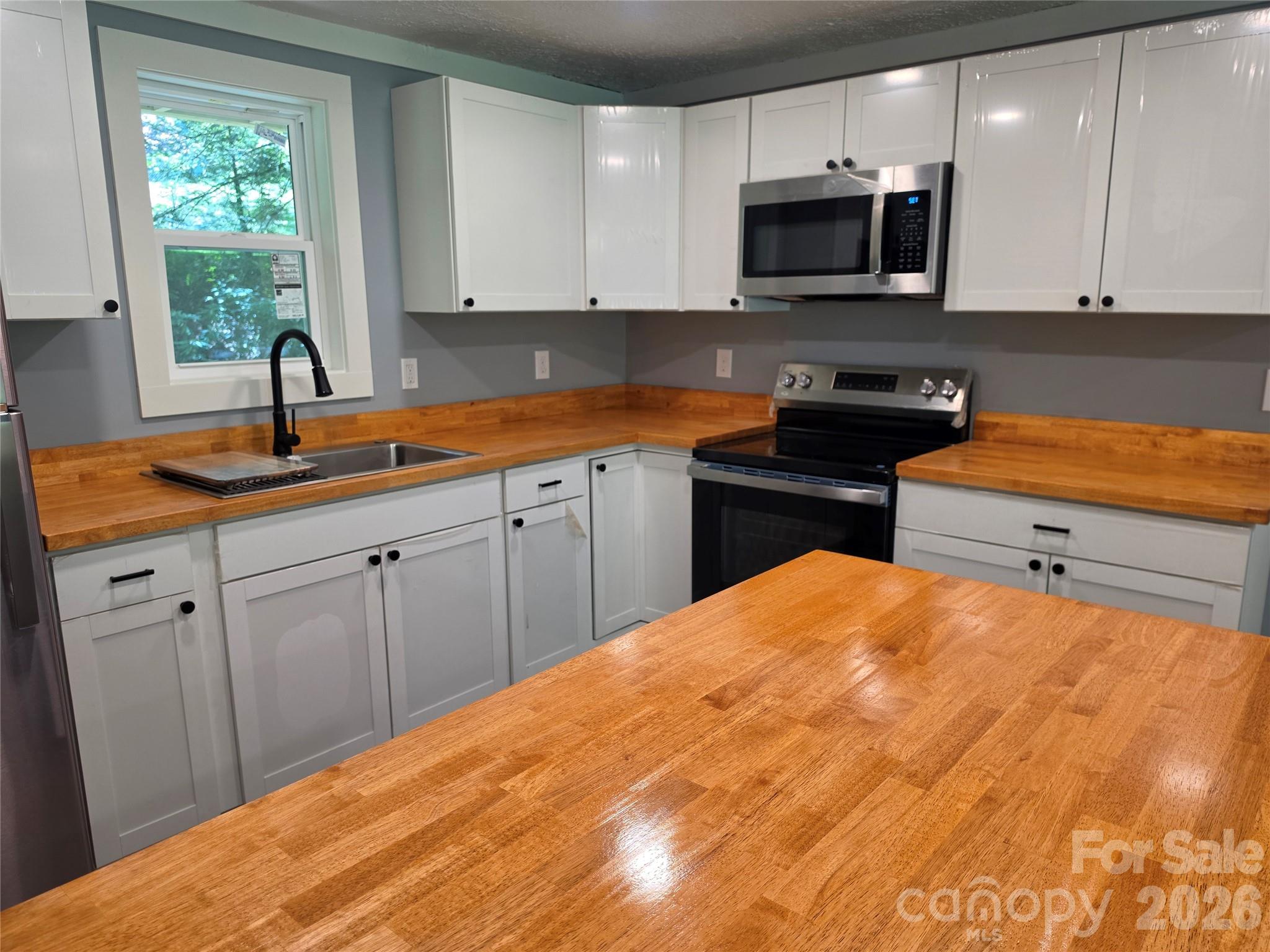 140 Nestle Road Property Photo 16