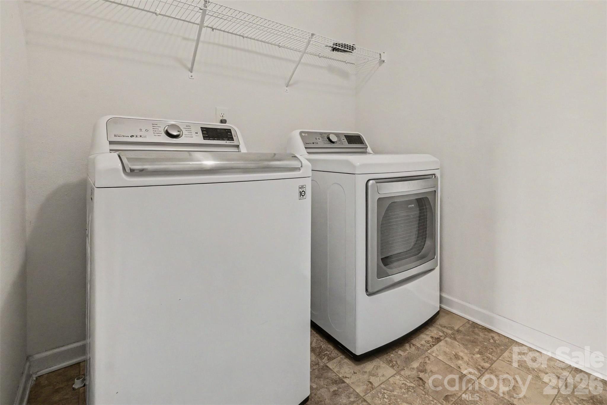 2801 Thomas Twig Drive Property Photo 18