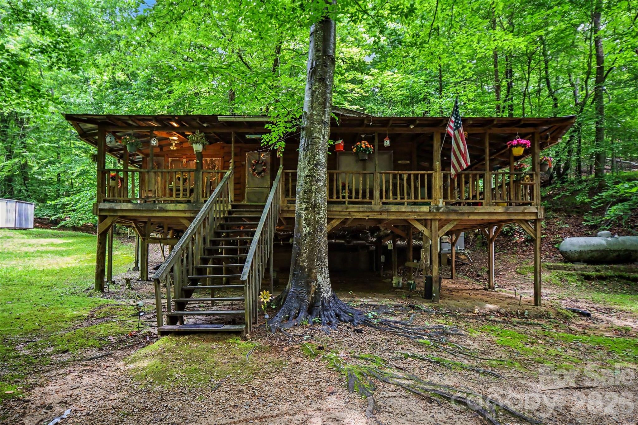 260 Cherrywood Lane Property Photo 1