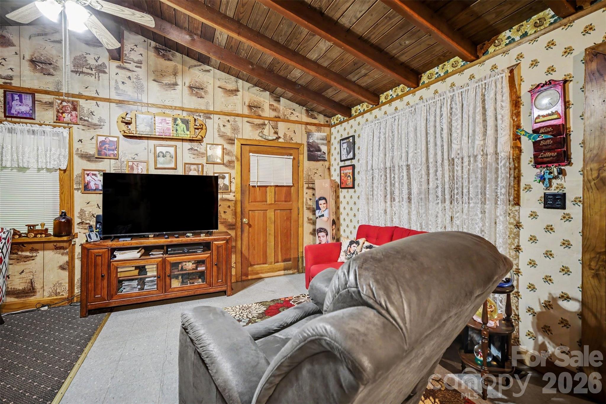 260 Cherrywood Lane Property Photo 12