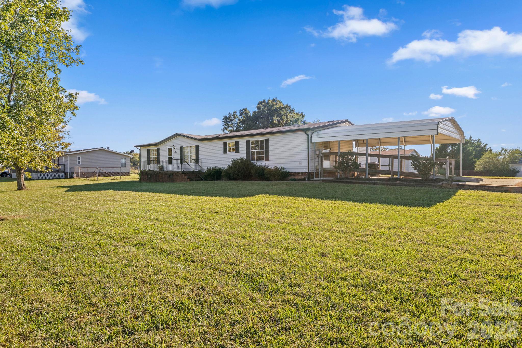 25 Lineside Drive Property Photo 3