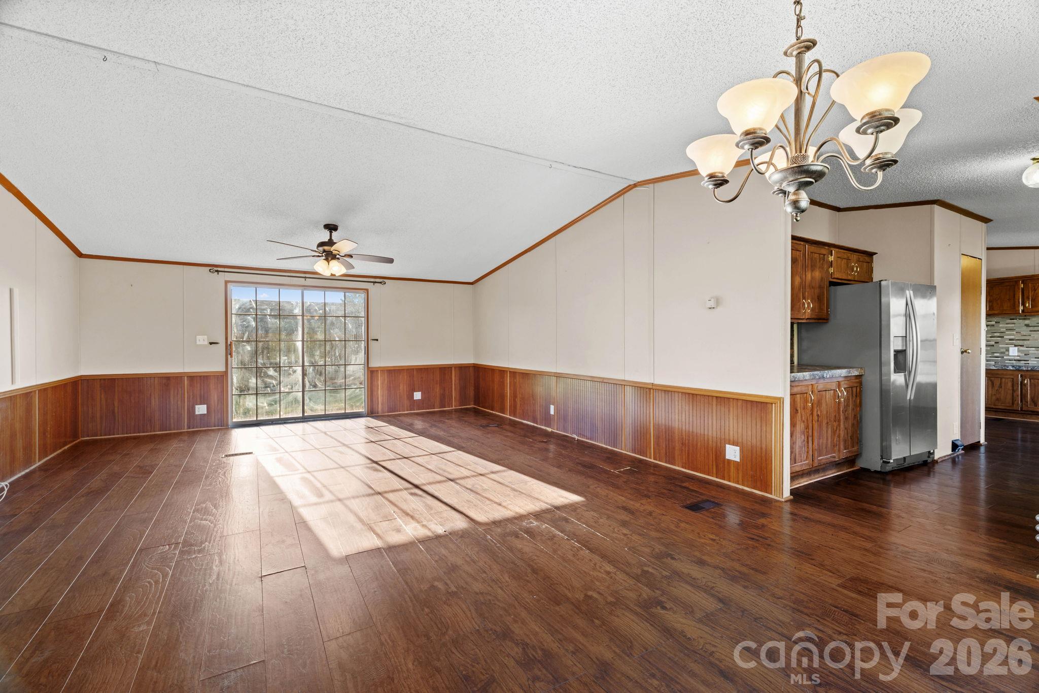 25 Lineside Drive Property Photo 8