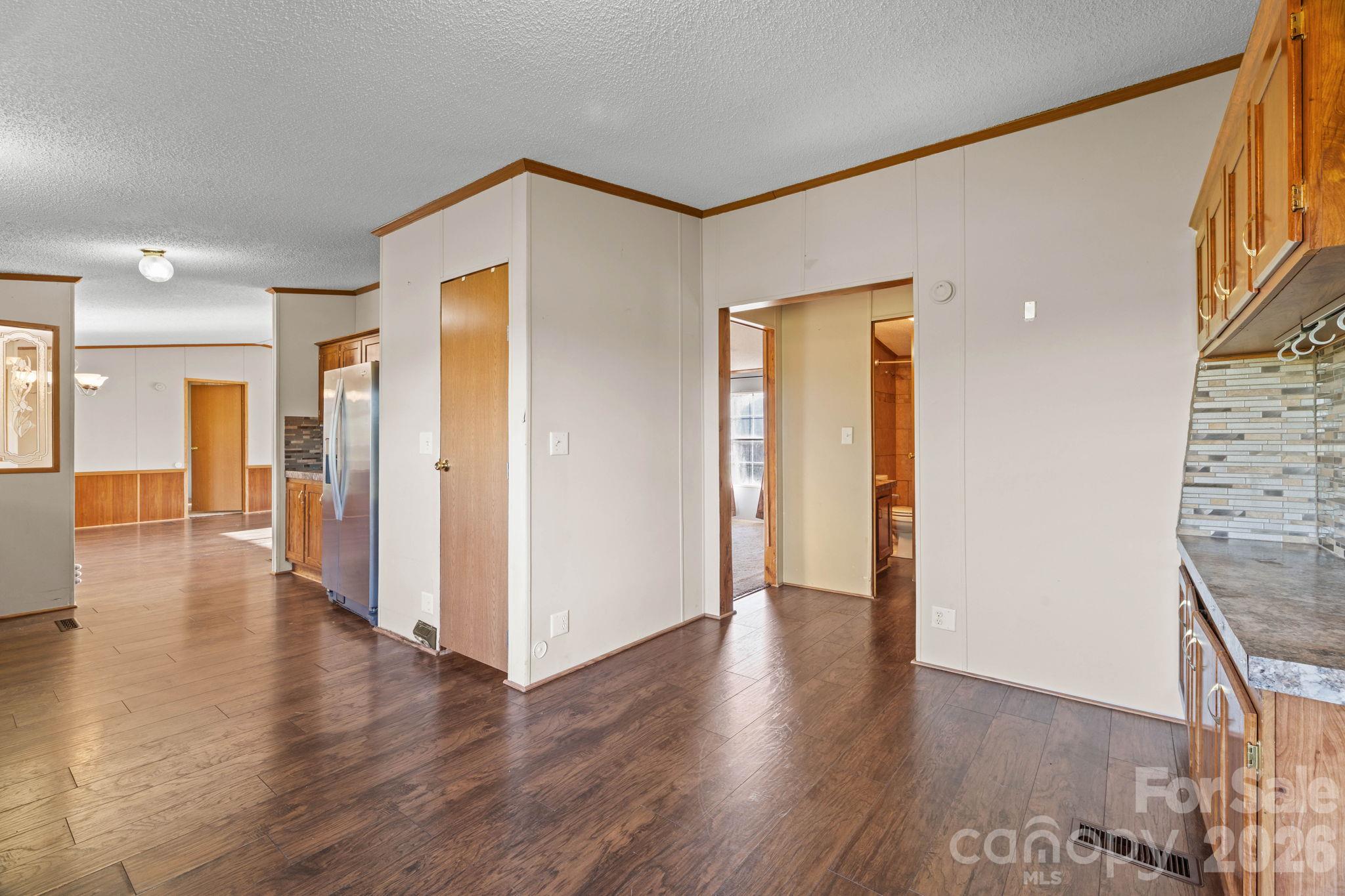 25 Lineside Drive Property Photo 10