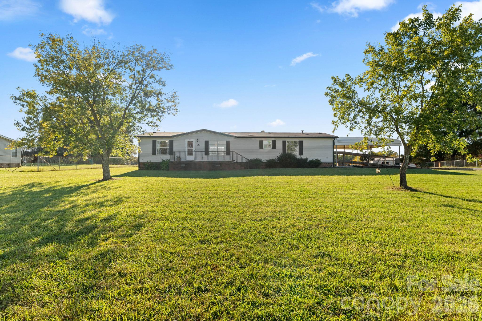 25 Lineside Drive Property Photo 16