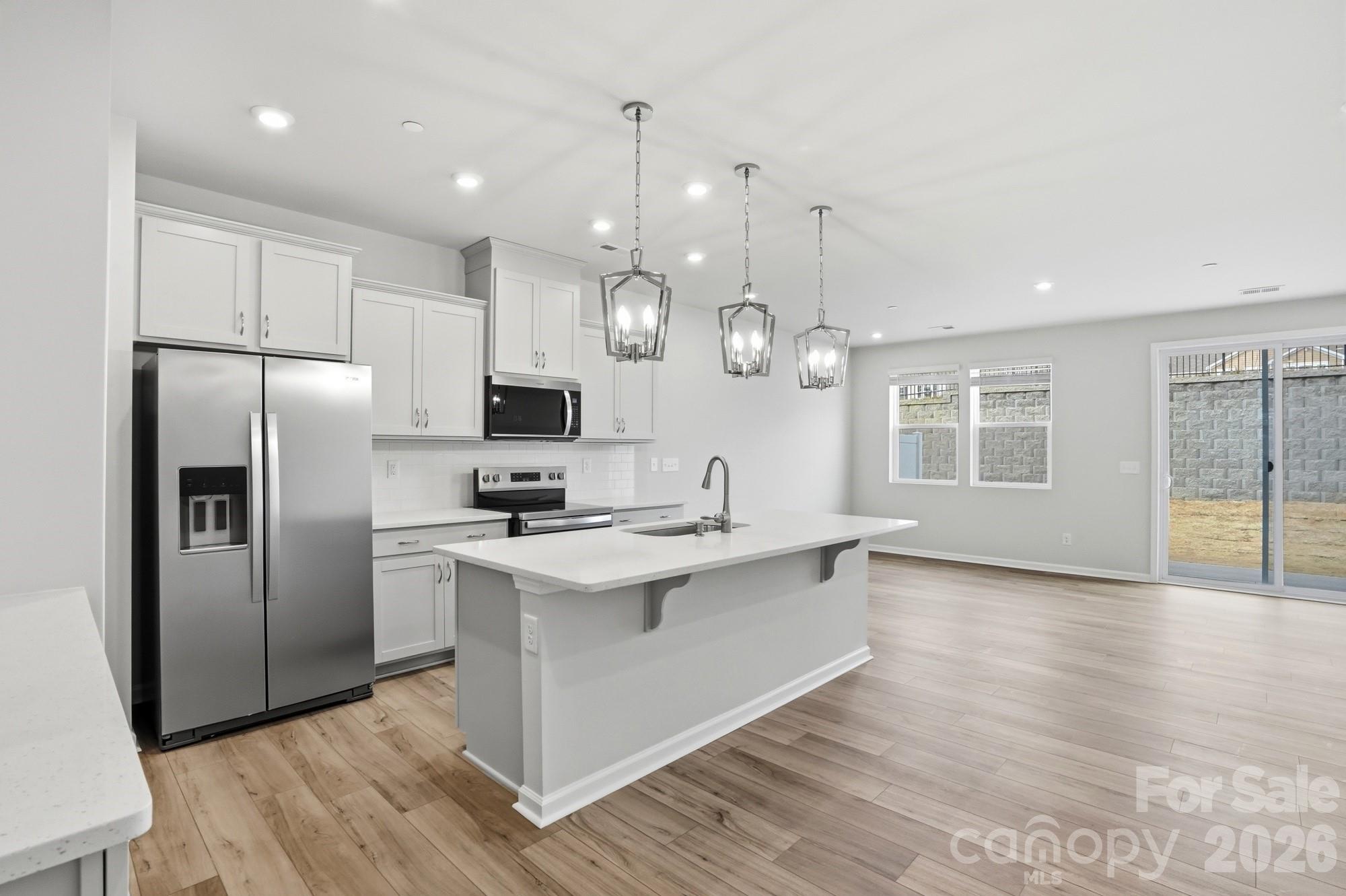 2540 Hedgecliff Road Property Photo 4