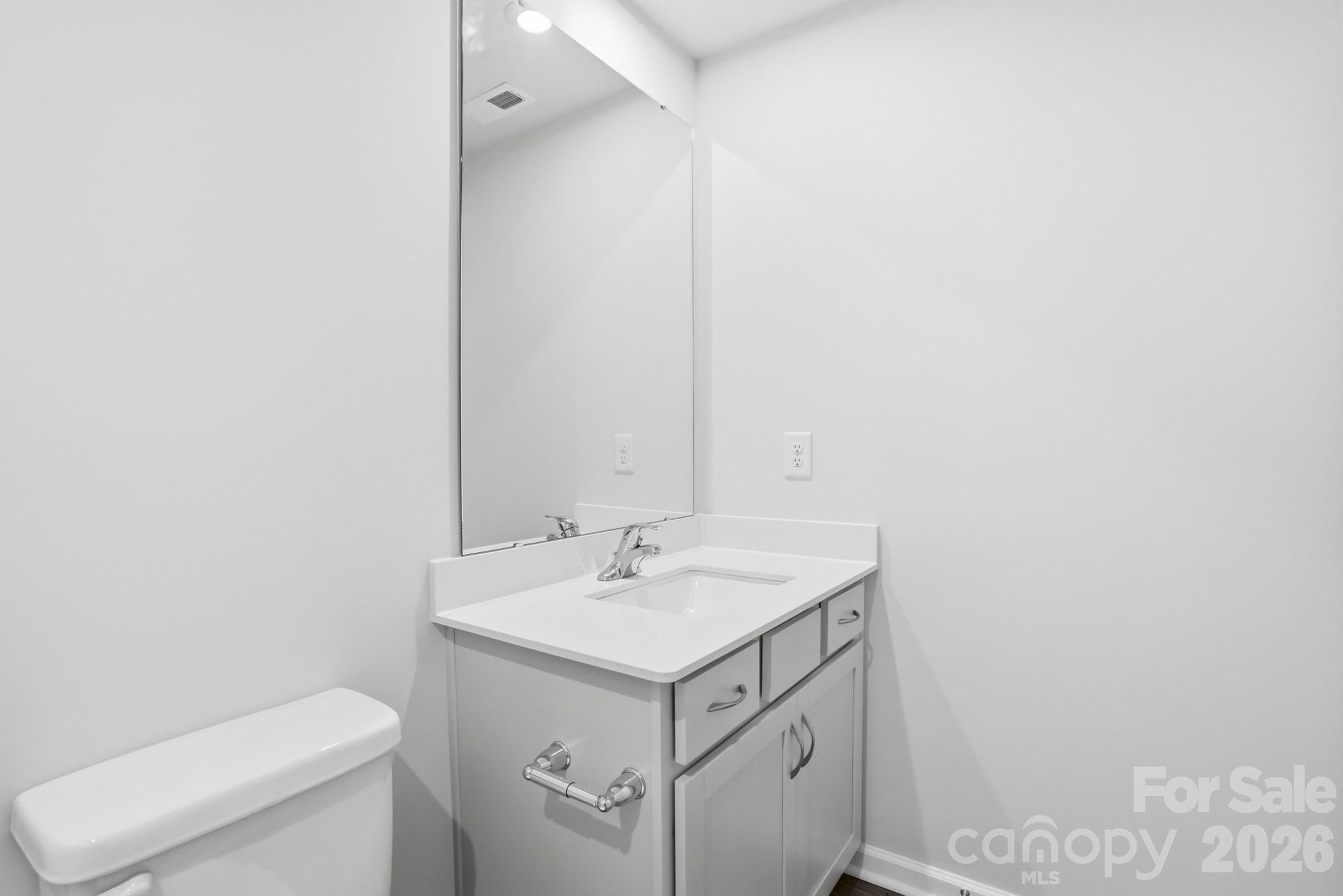 2540 Hedgecliff Road Property Photo 21