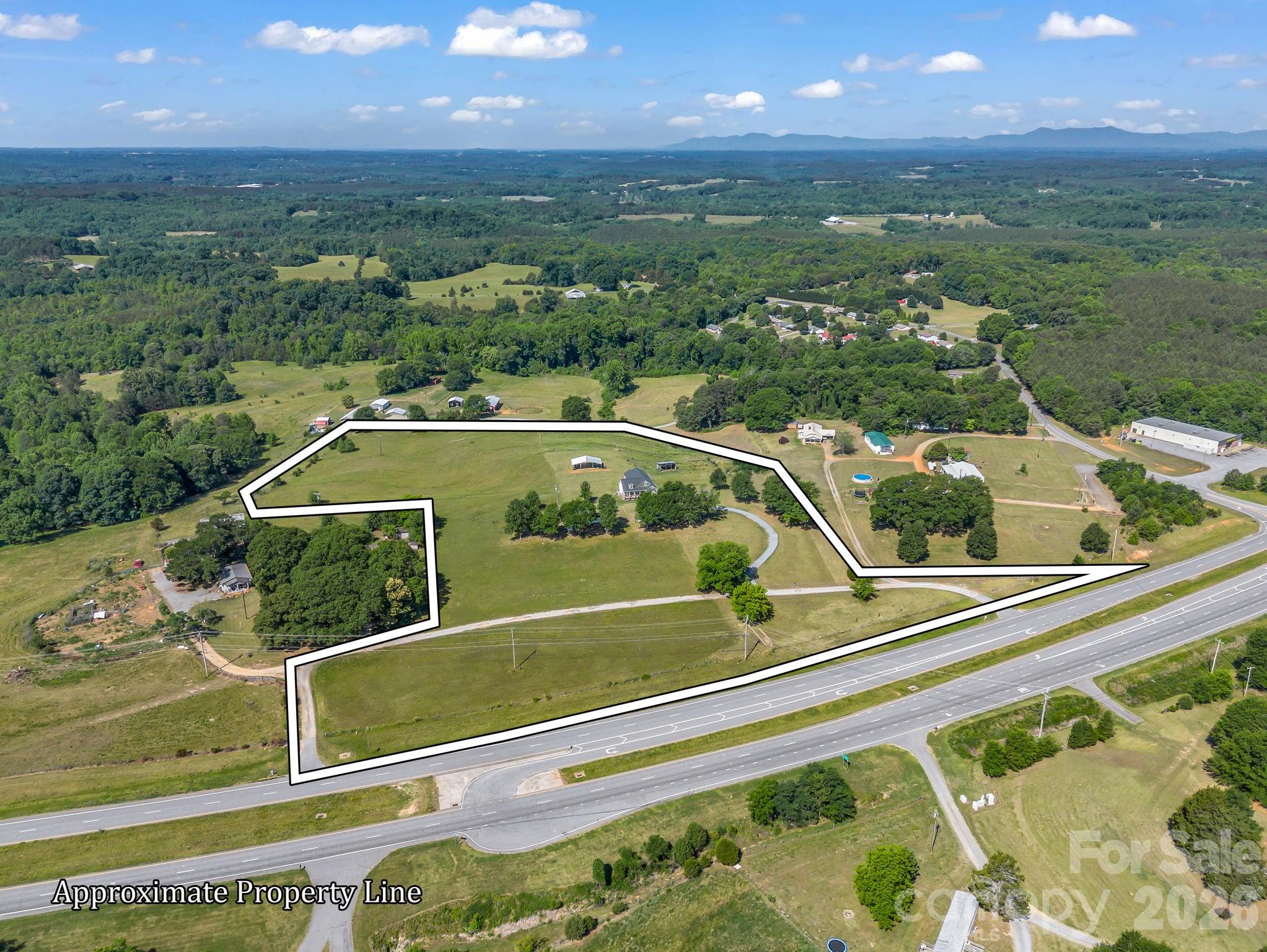 5412 Us 221 Highway Property Photo 2