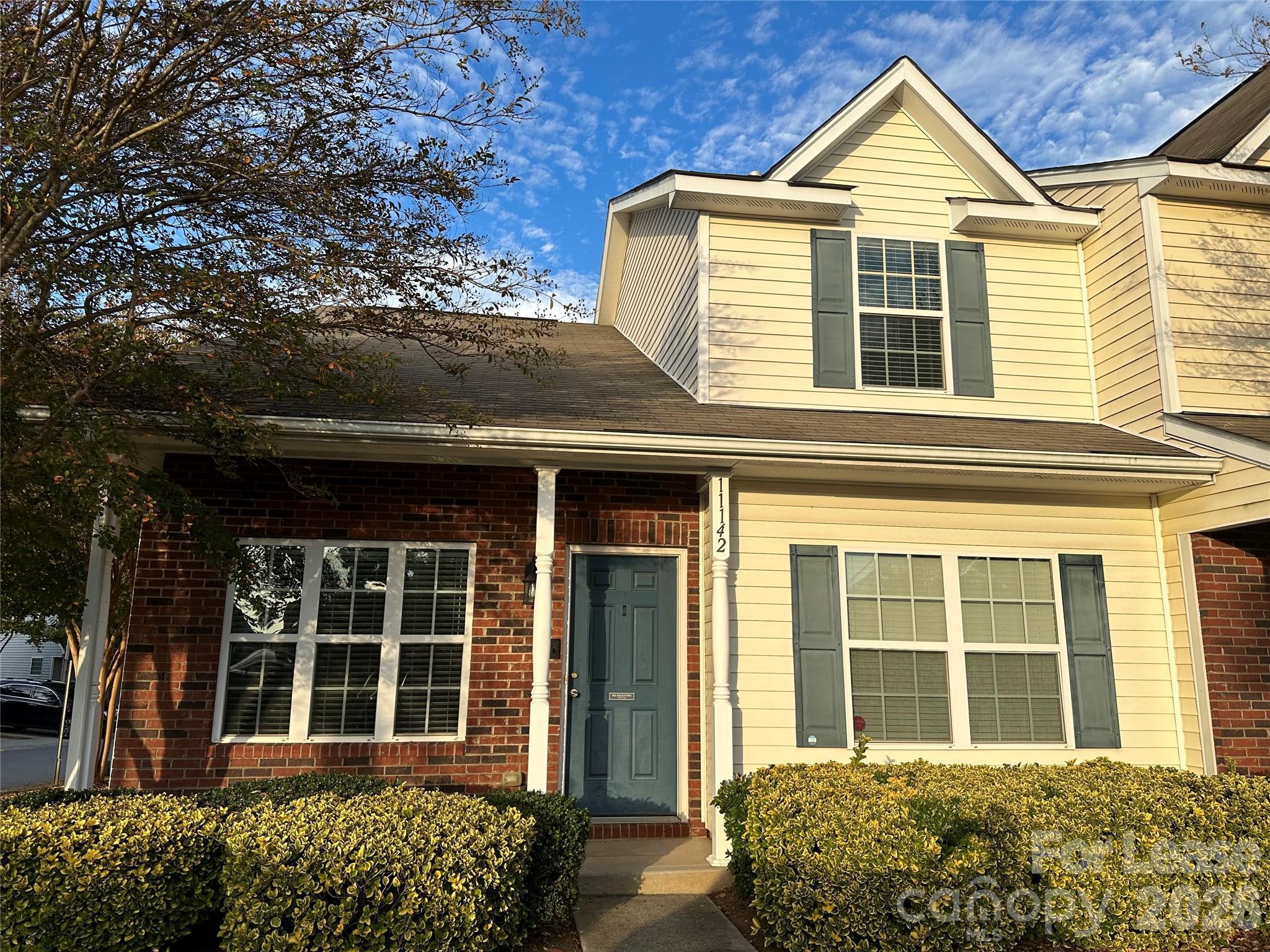 11142 Derryrush Drive Property Photo 1