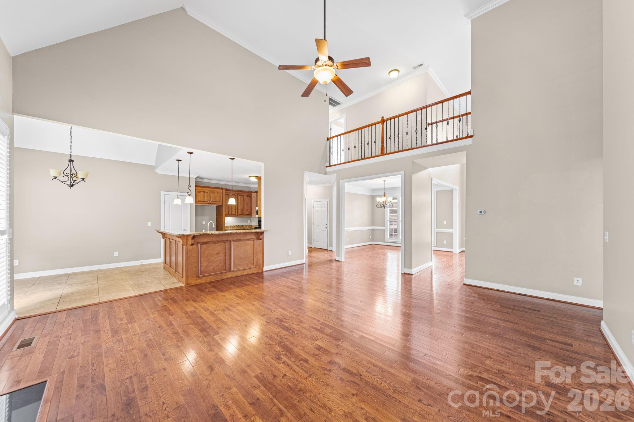 4709 Mcdade Lane 129 Property Photo 13