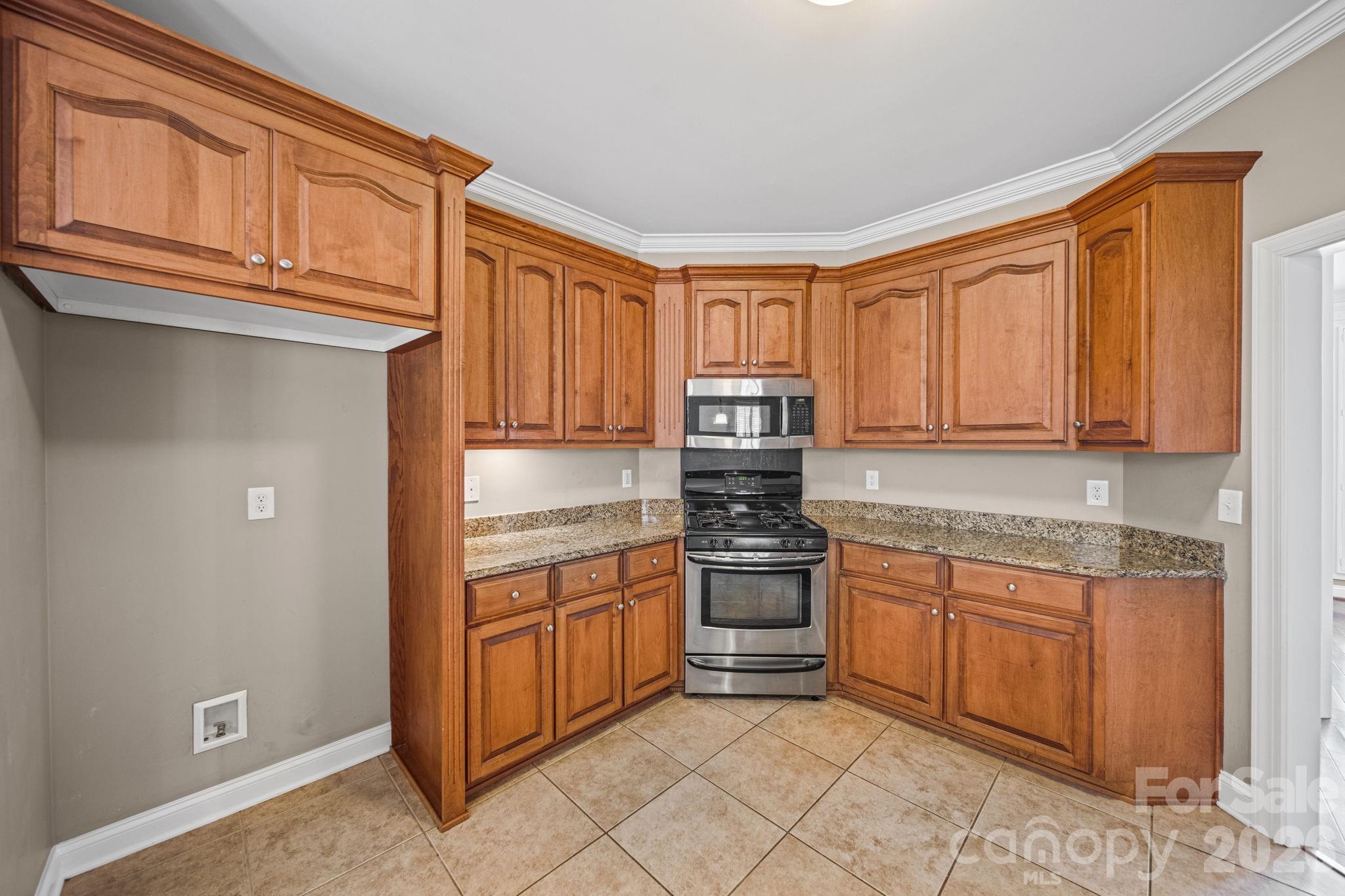 4709 Mcdade Lane 129 Property Photo 16